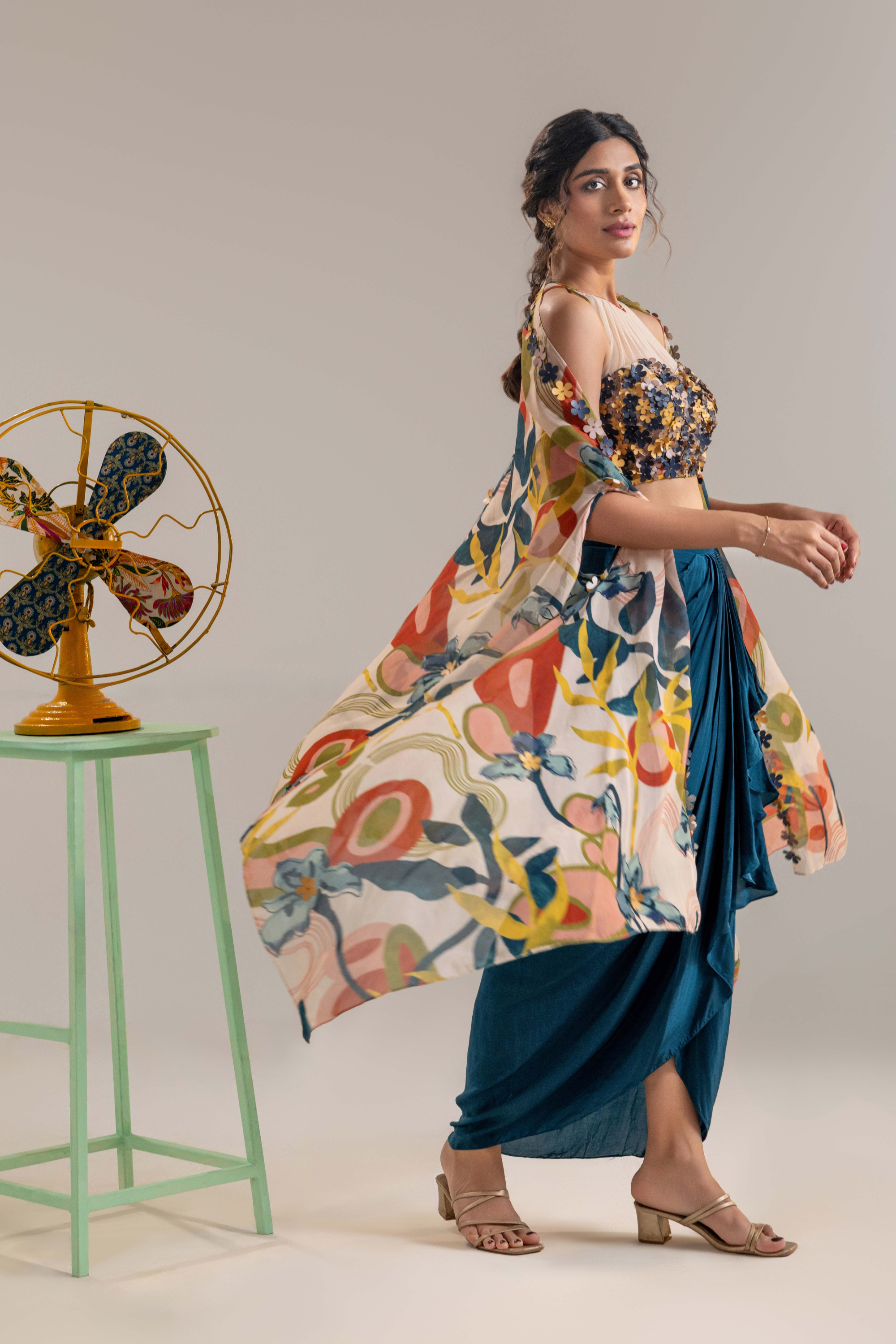 Flora Embroidered Drape Skirt Set With A Cape