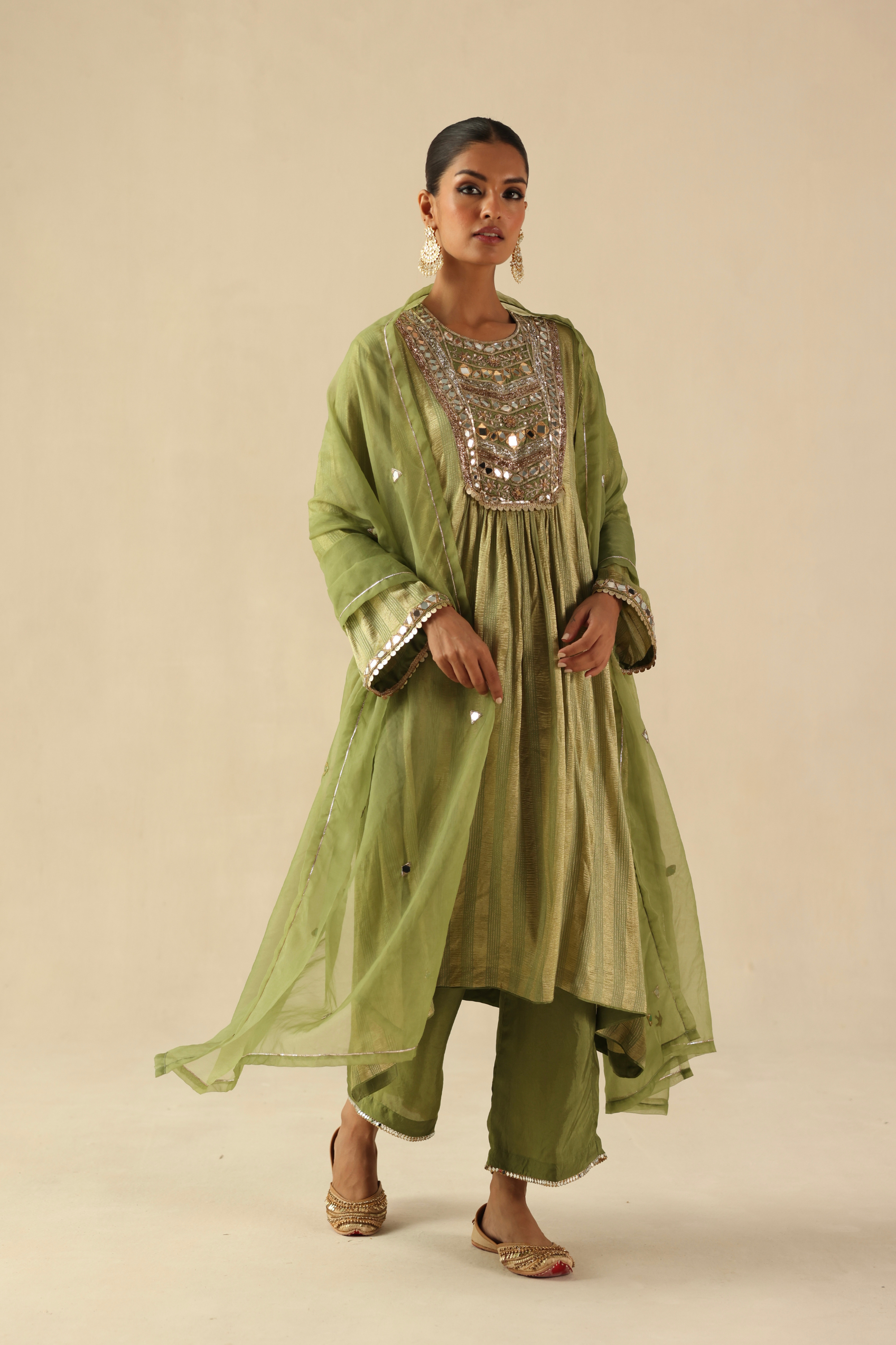 Naksh Kurta Set