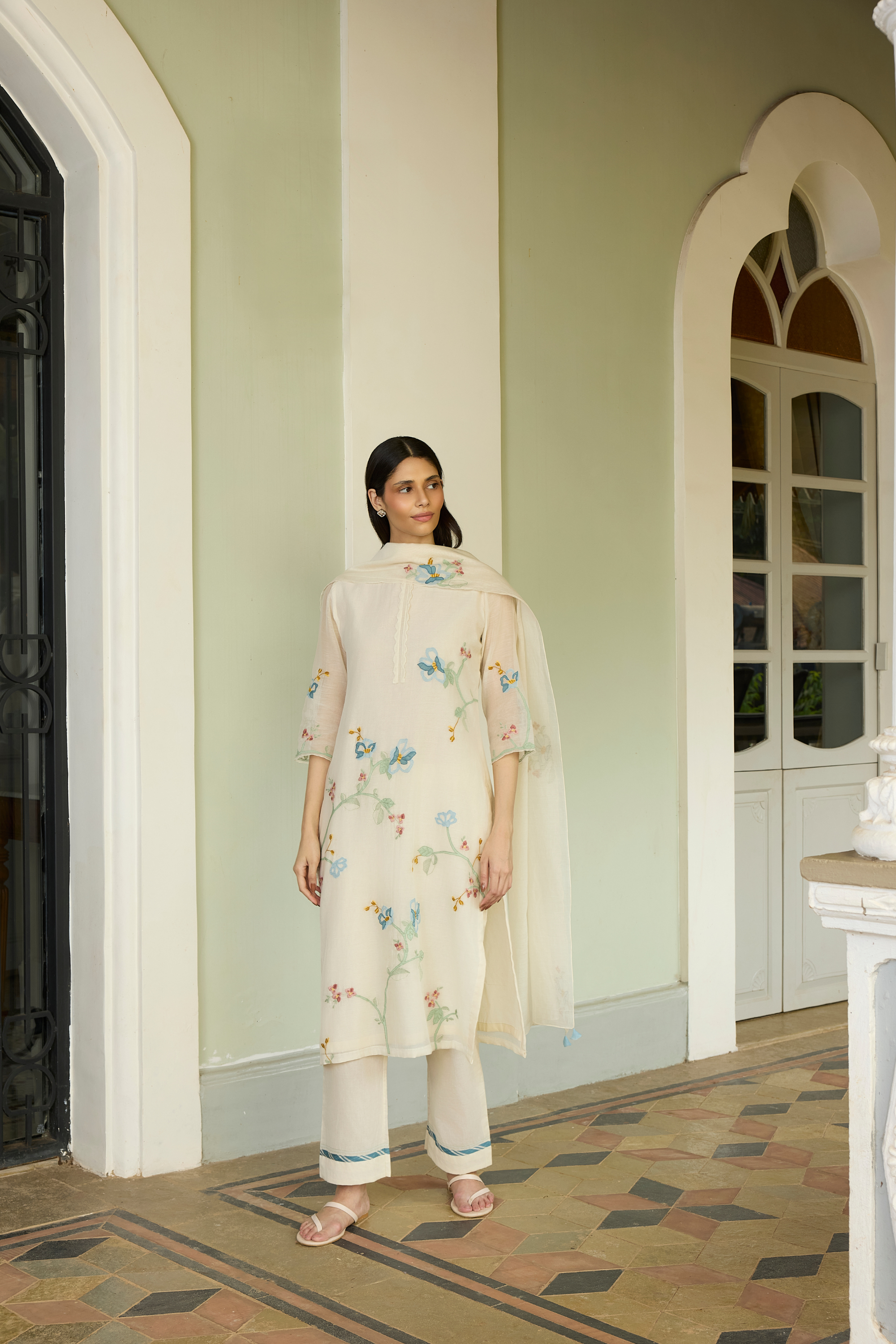 Ivory Applique Kurta Set