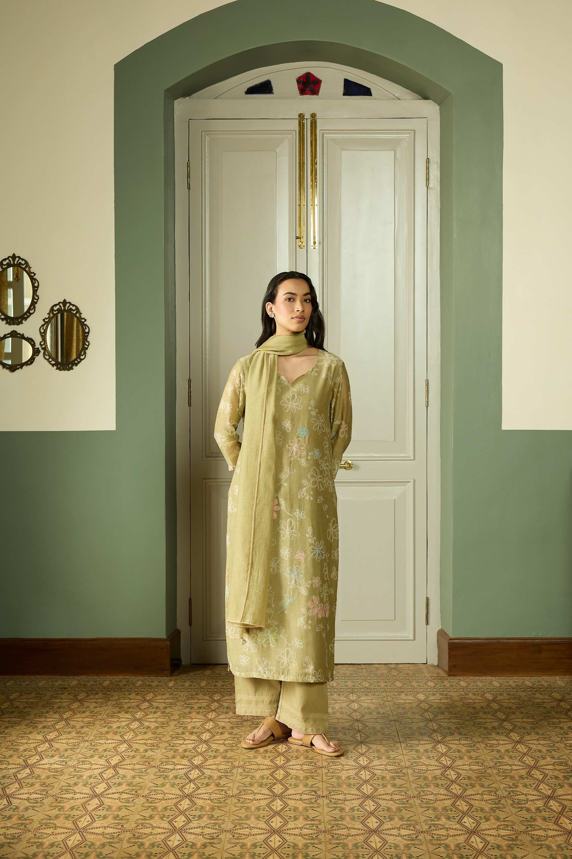 Meadow Thread Embroidered Kurta Set