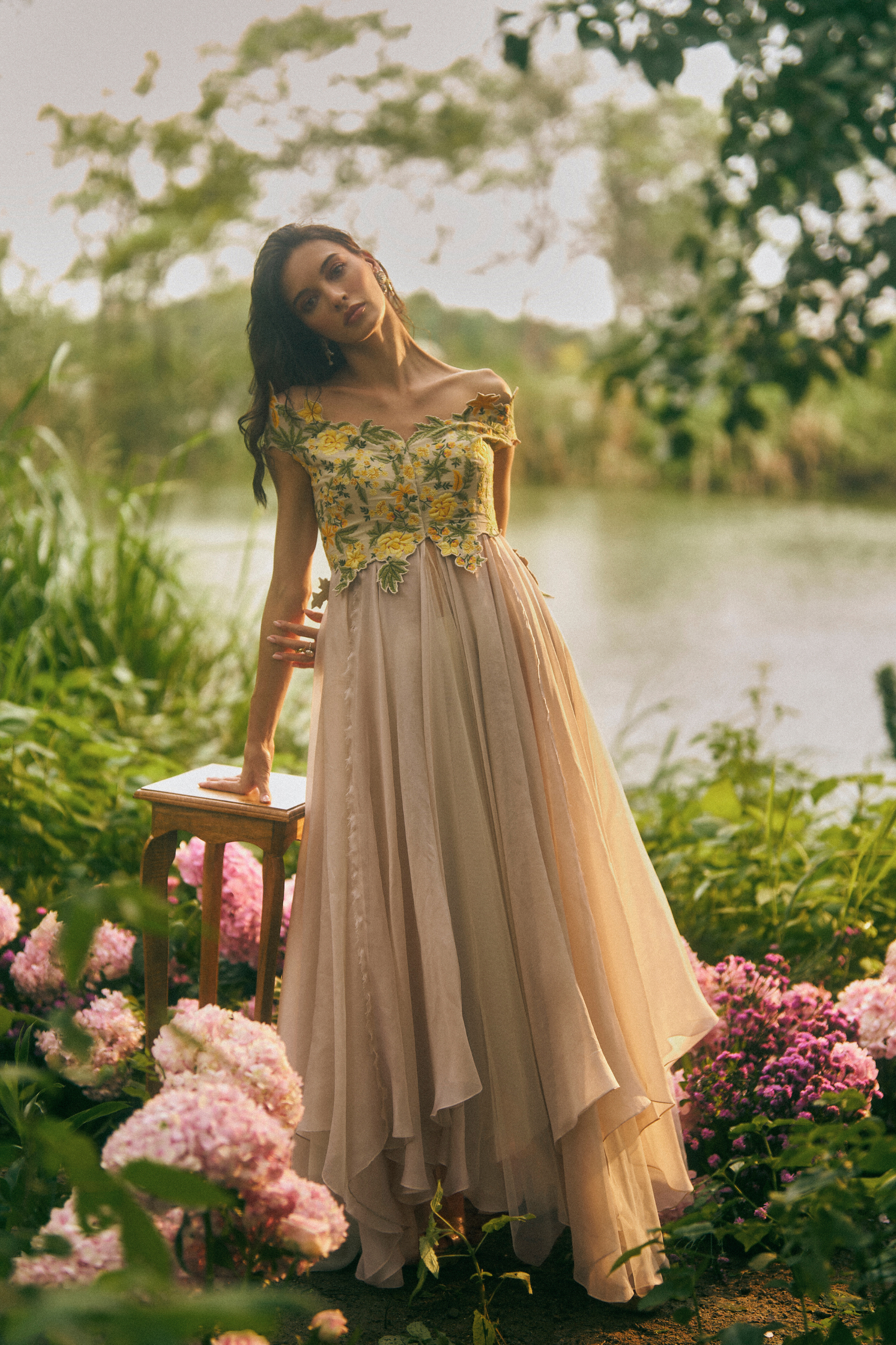 Floral Arnica Gown Set