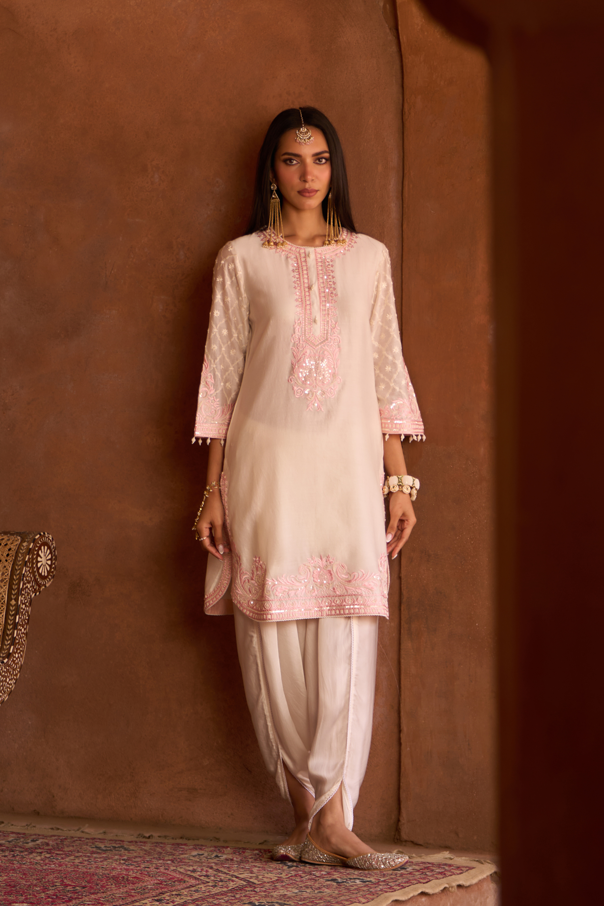 Ruhi - Daisy Ivory With Pink Short Kurta Set