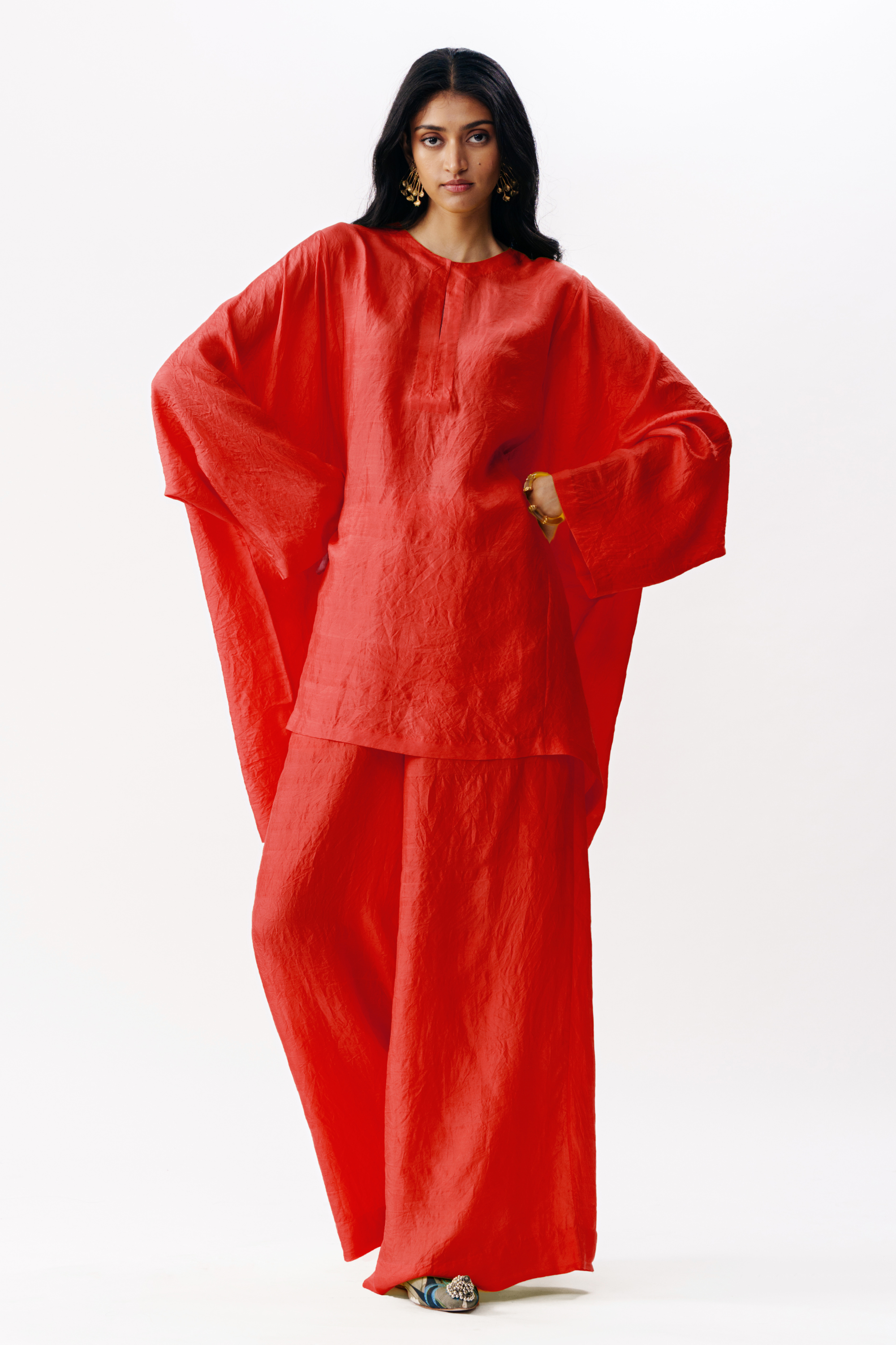 Relaxed Kurta And Pants Set