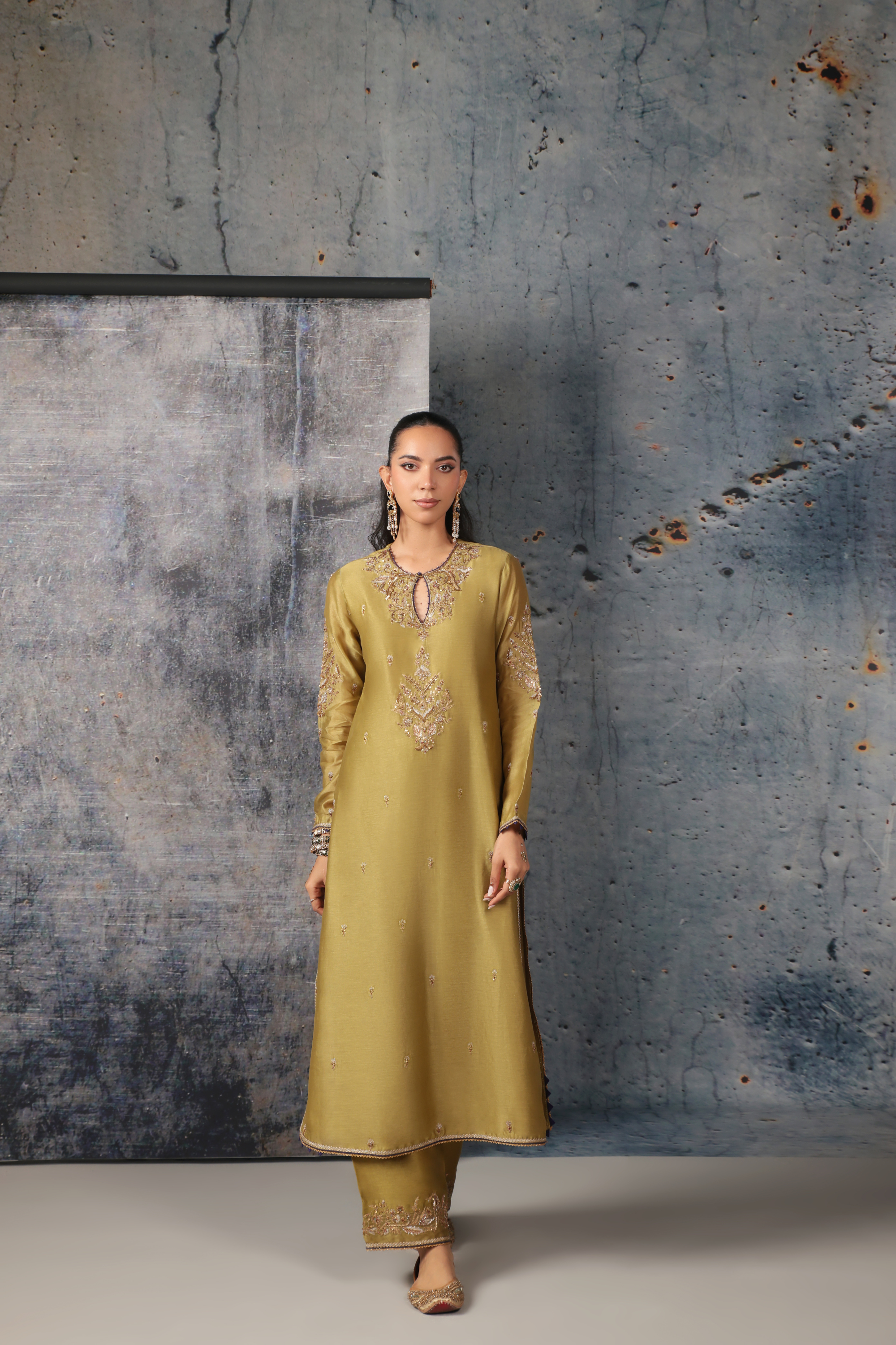 Mehrang Olive Green Straight Long Kurta Set