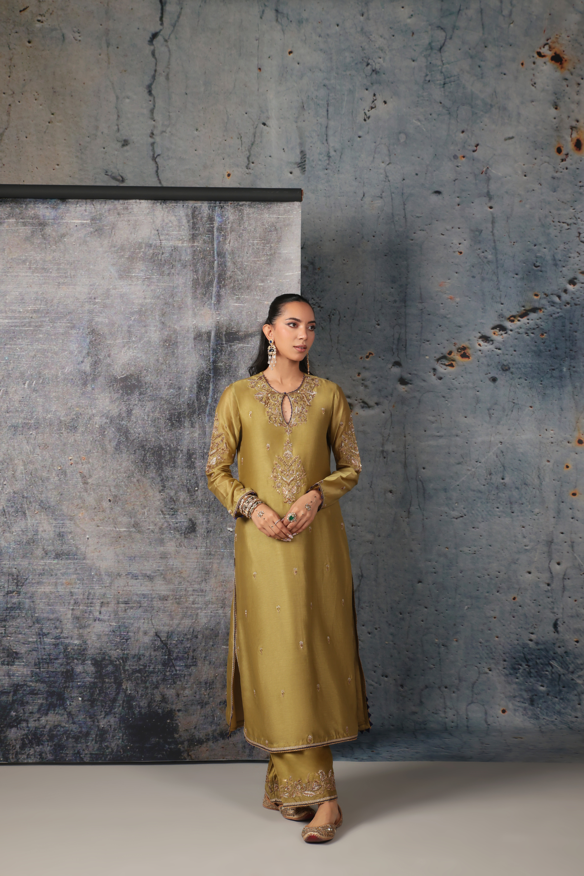Mehrang Olive Green Straight Long Kurta Set