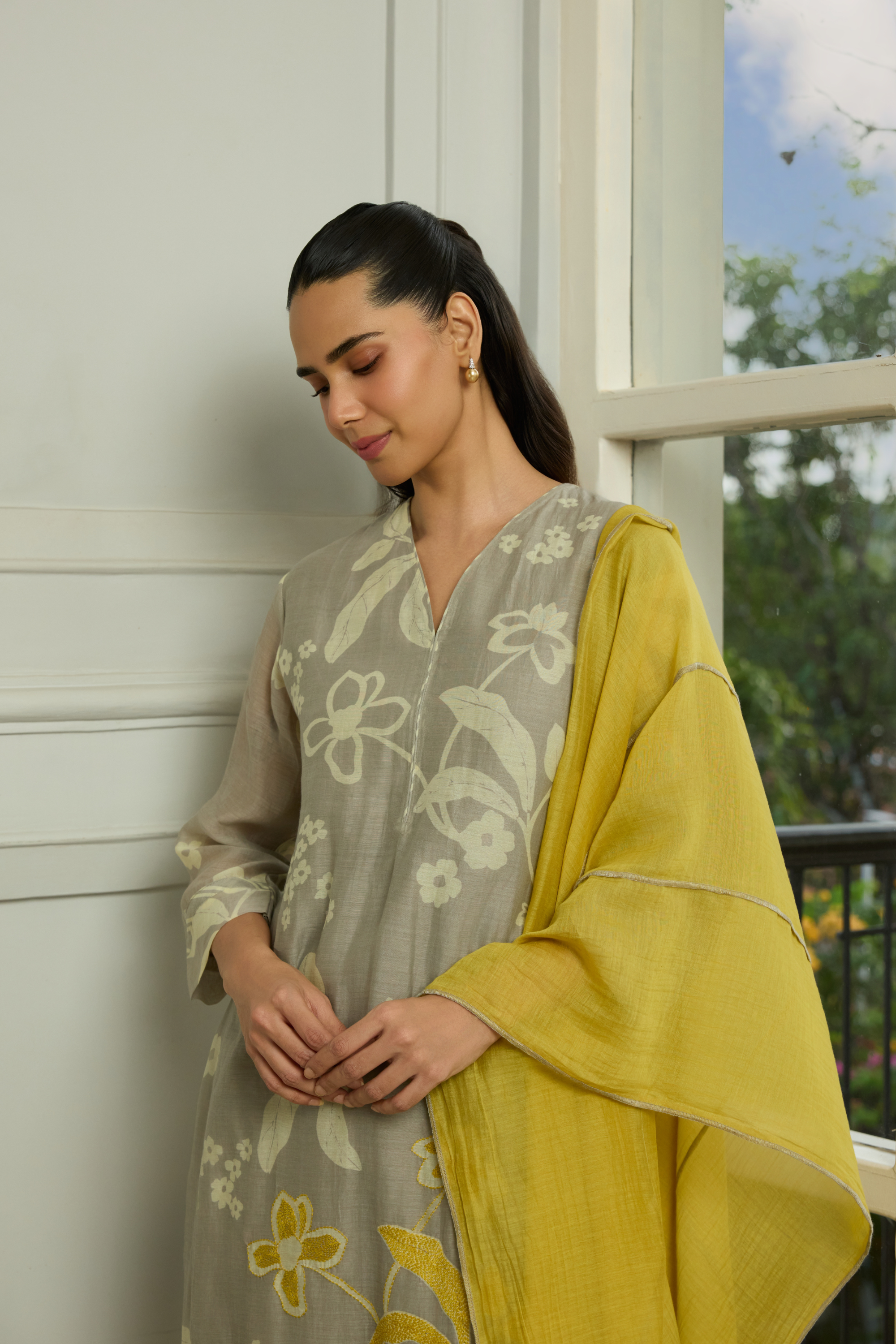 Slate Floral Embroidered Kurta Set