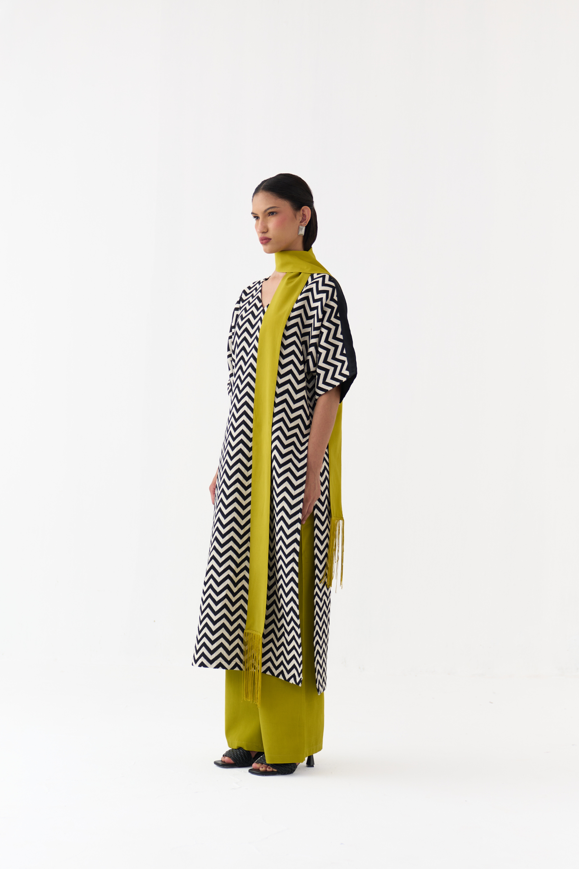 V Neck Kaftan Co-ord (set Of 3)