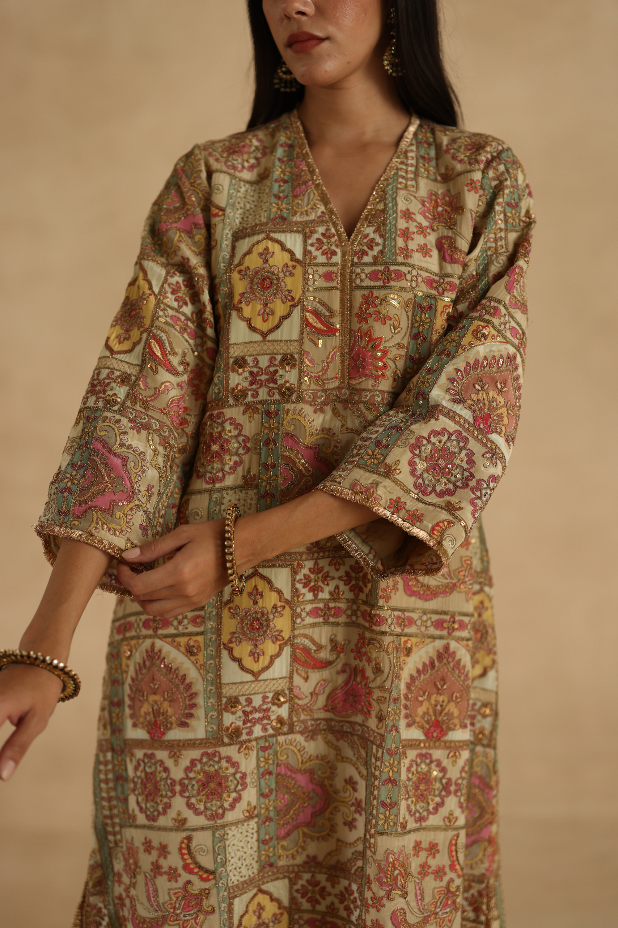 Tarini Suit Set