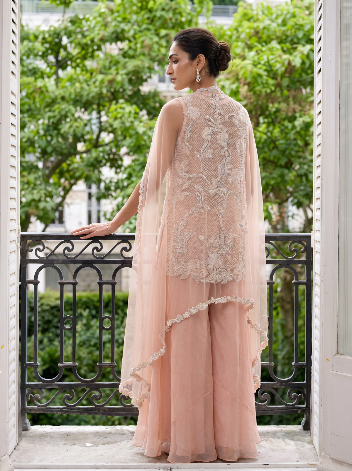 Aurora - Hand Embroidered Kurta Set
