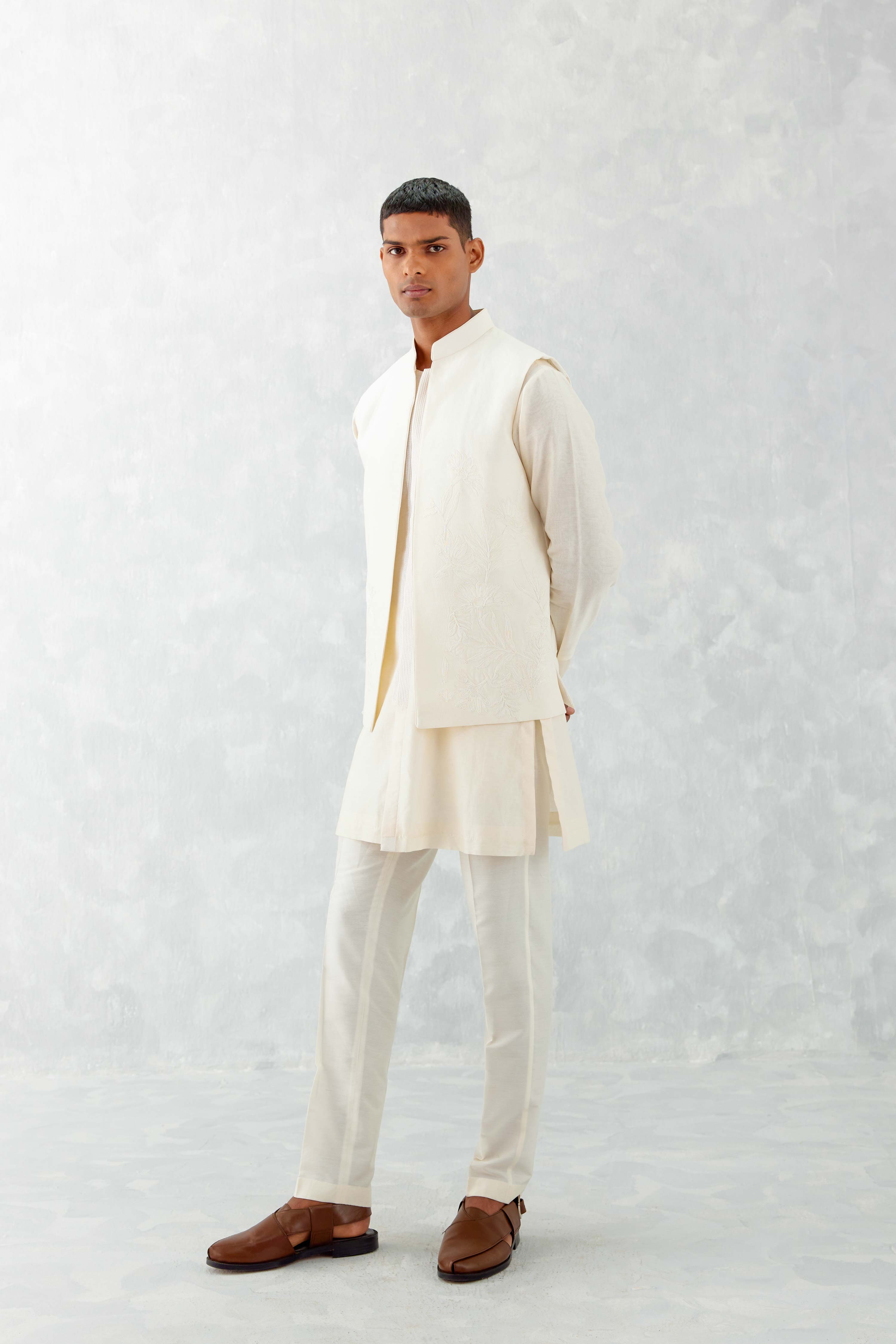 Ivory Kurta With Embroidered Bundi Set