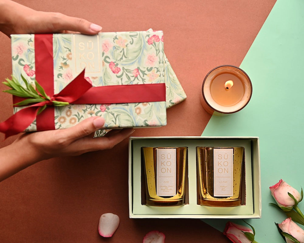 Box with 2 Candles