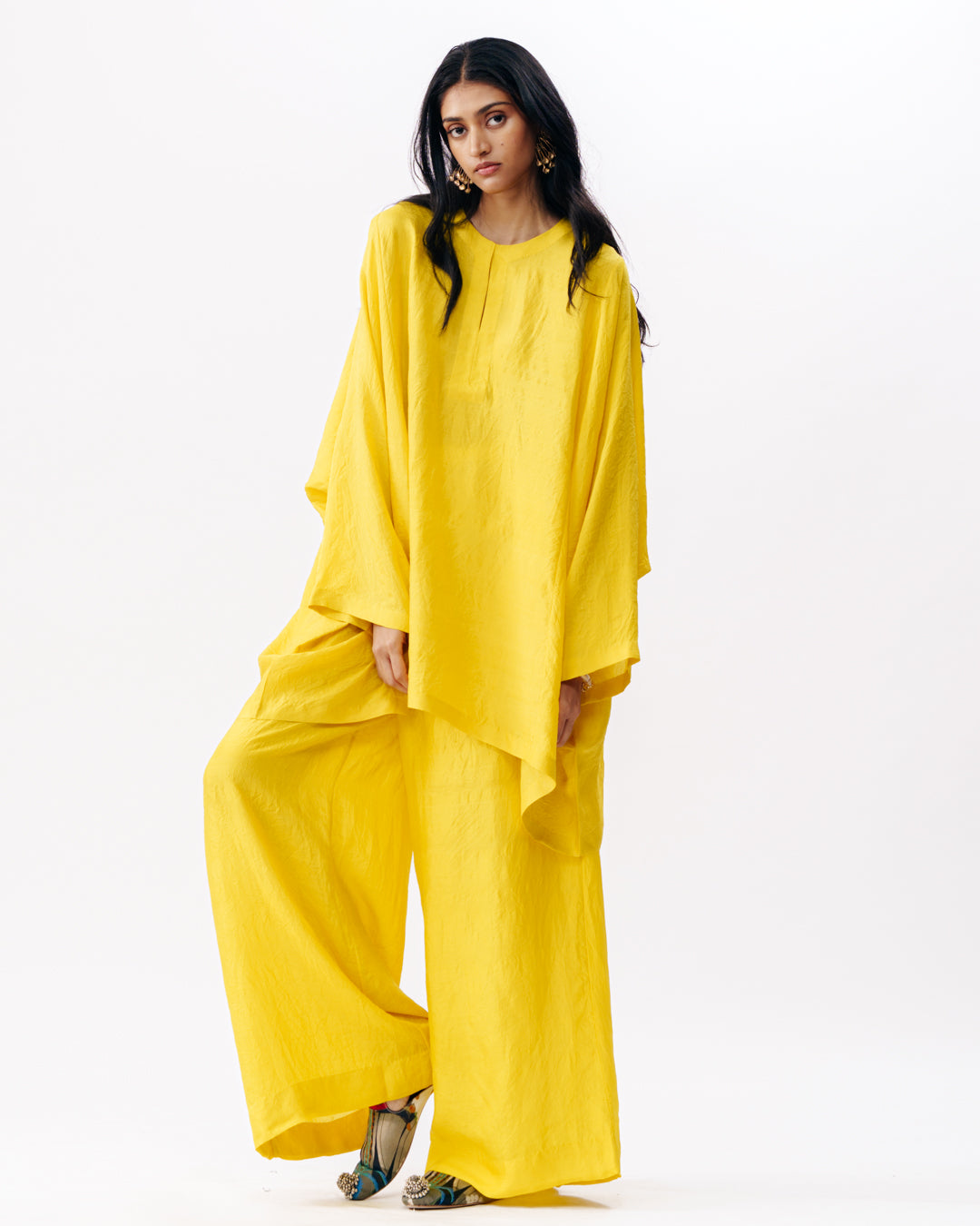 Relaxed Kurta With Trousers
