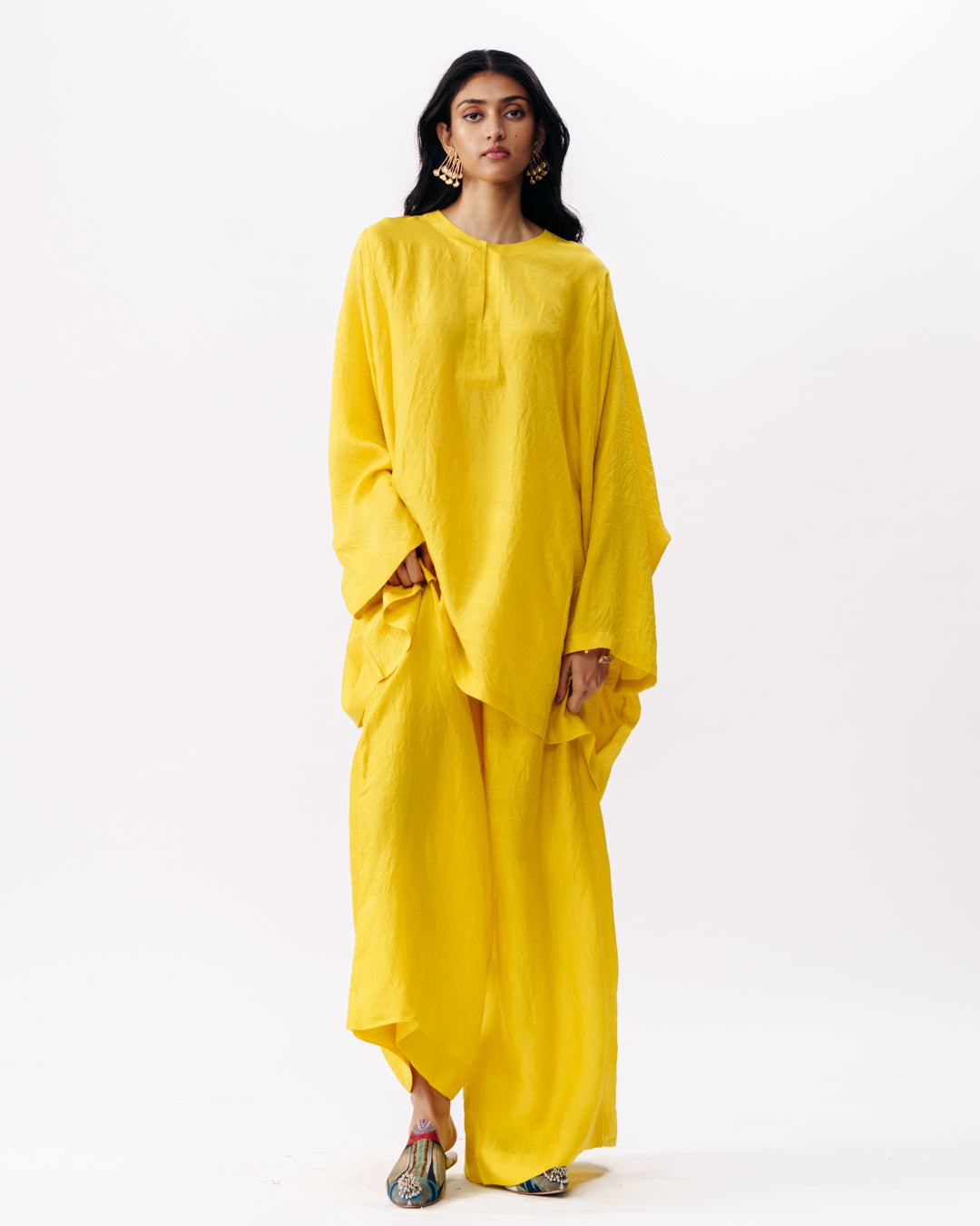 Relaxed Kurta With Trousers