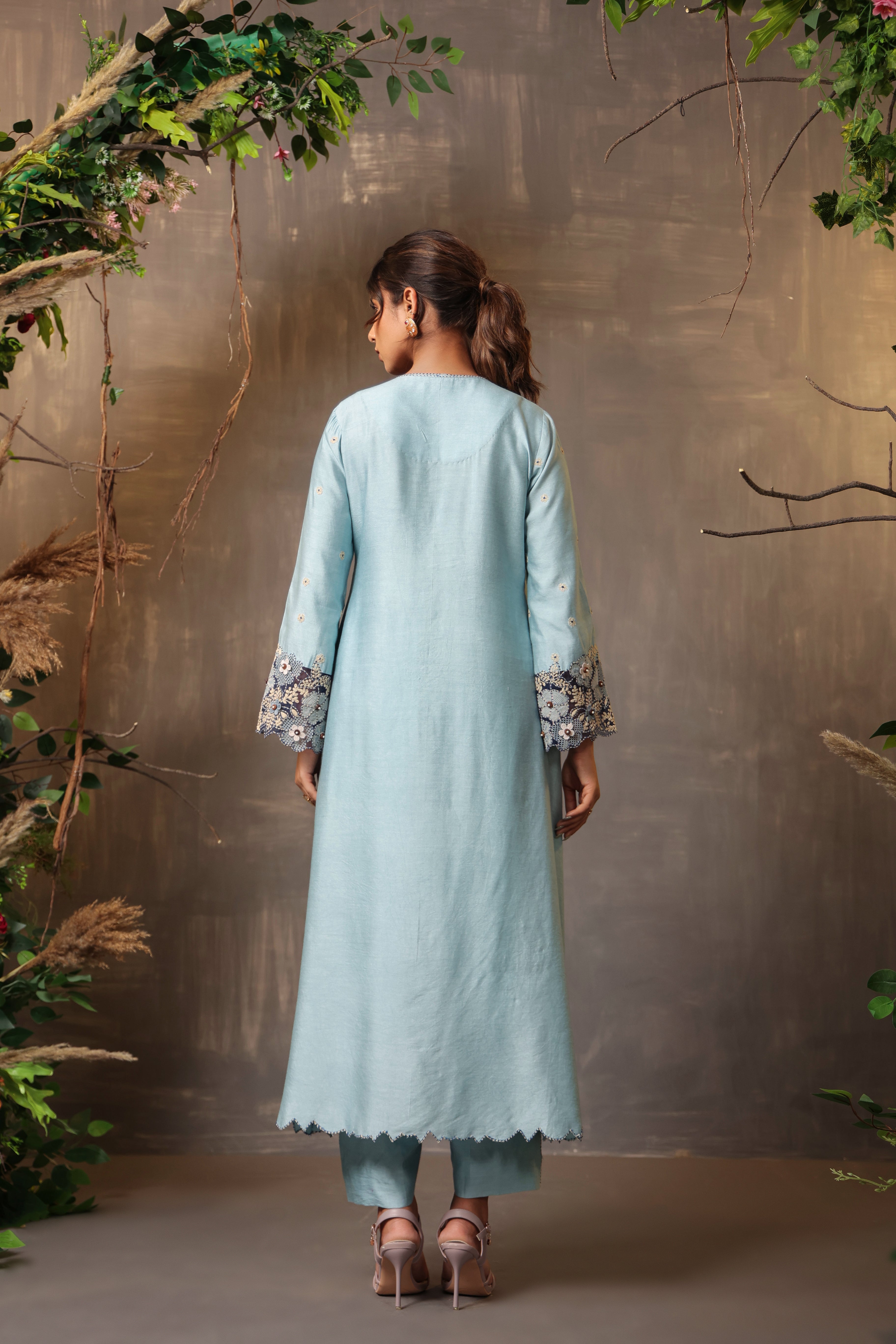 Gulshan Applique Kurta Set