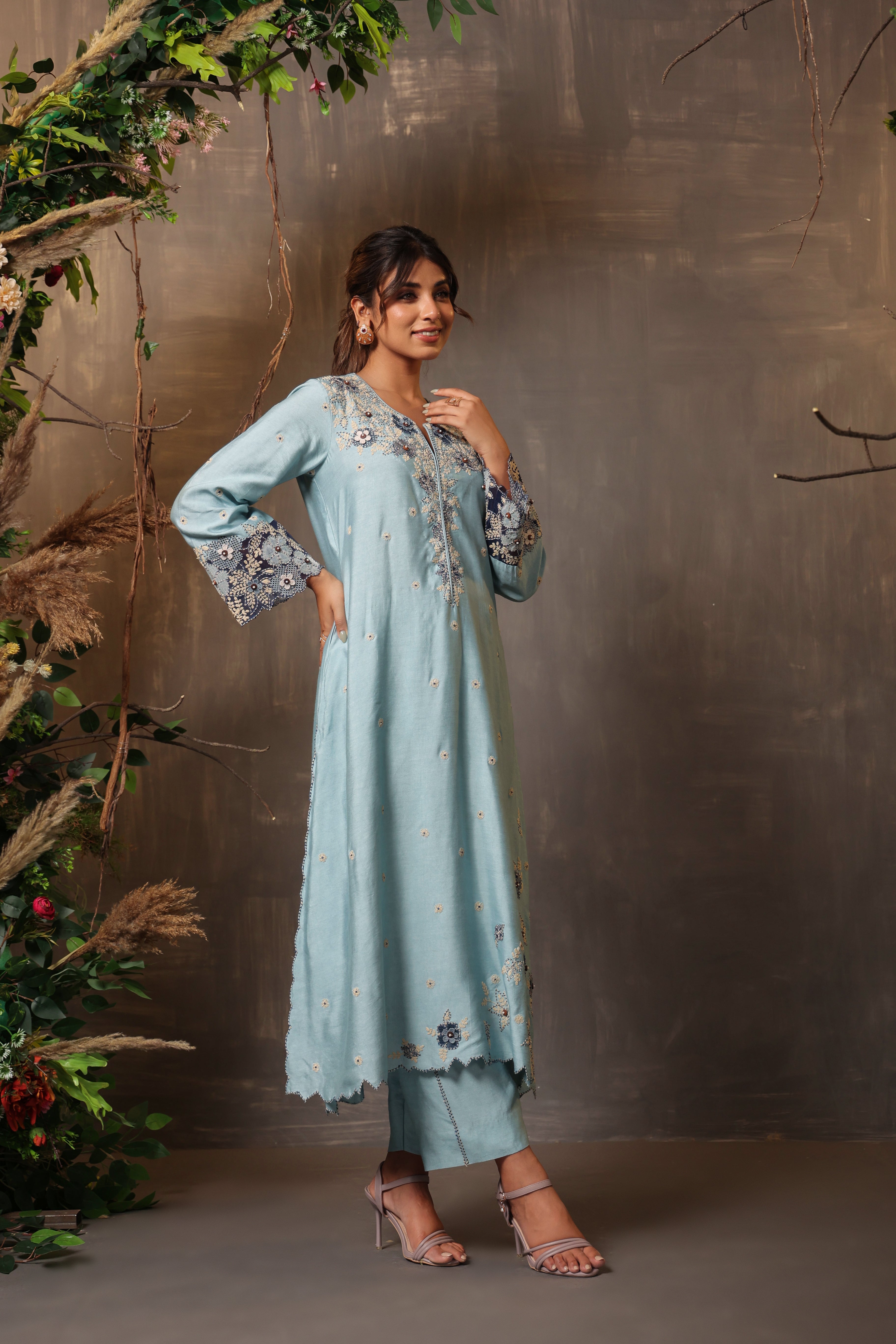 Gulshan Applique Kurta Set