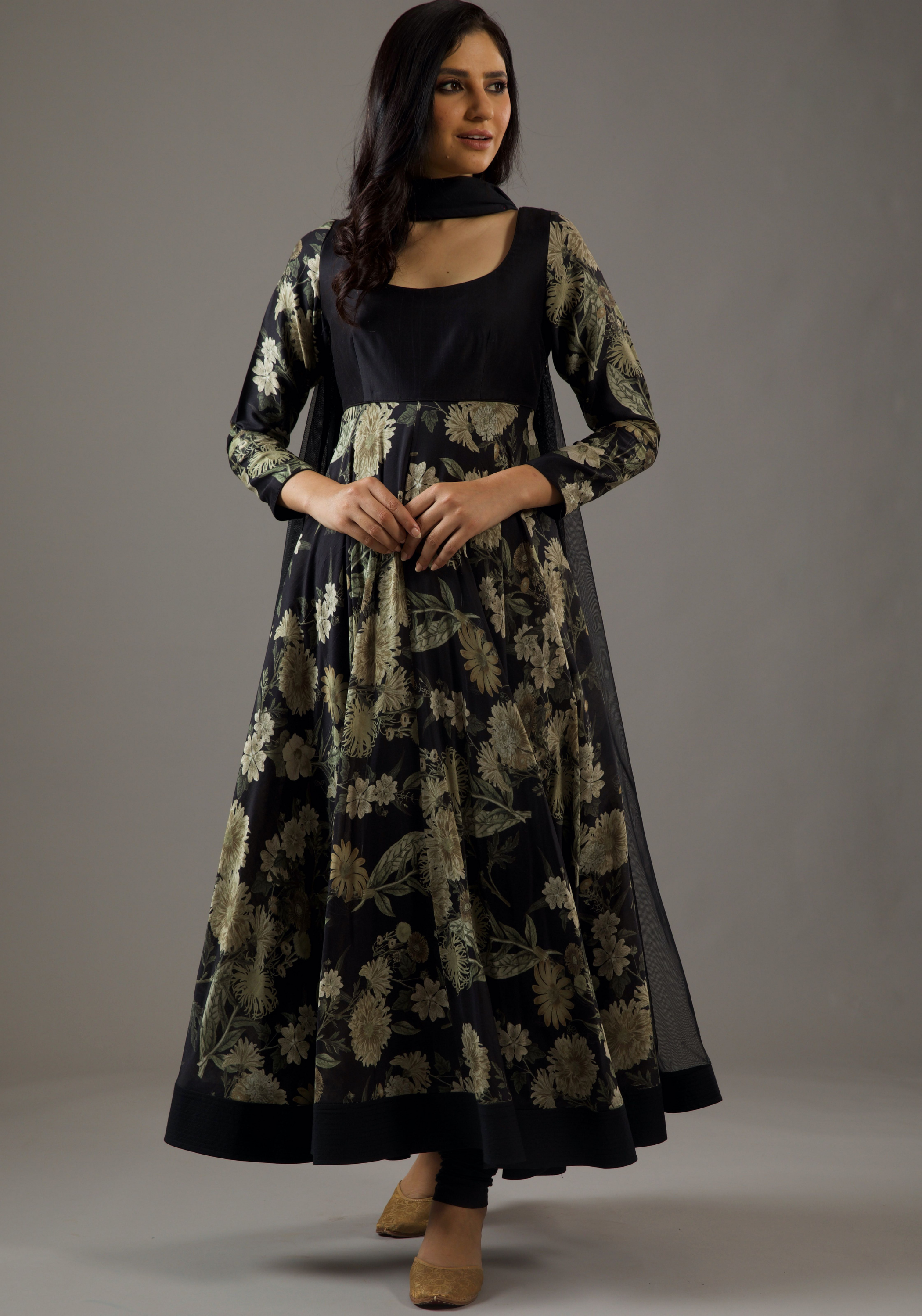 Shop Siya Chanderi Suit Set for Women Online in India at Aachho