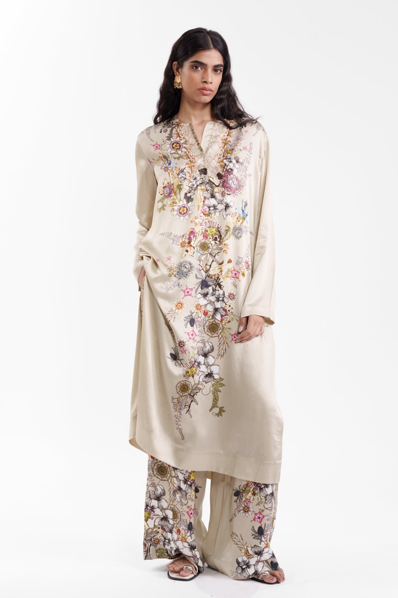 Printed Kurta And Trouser Set