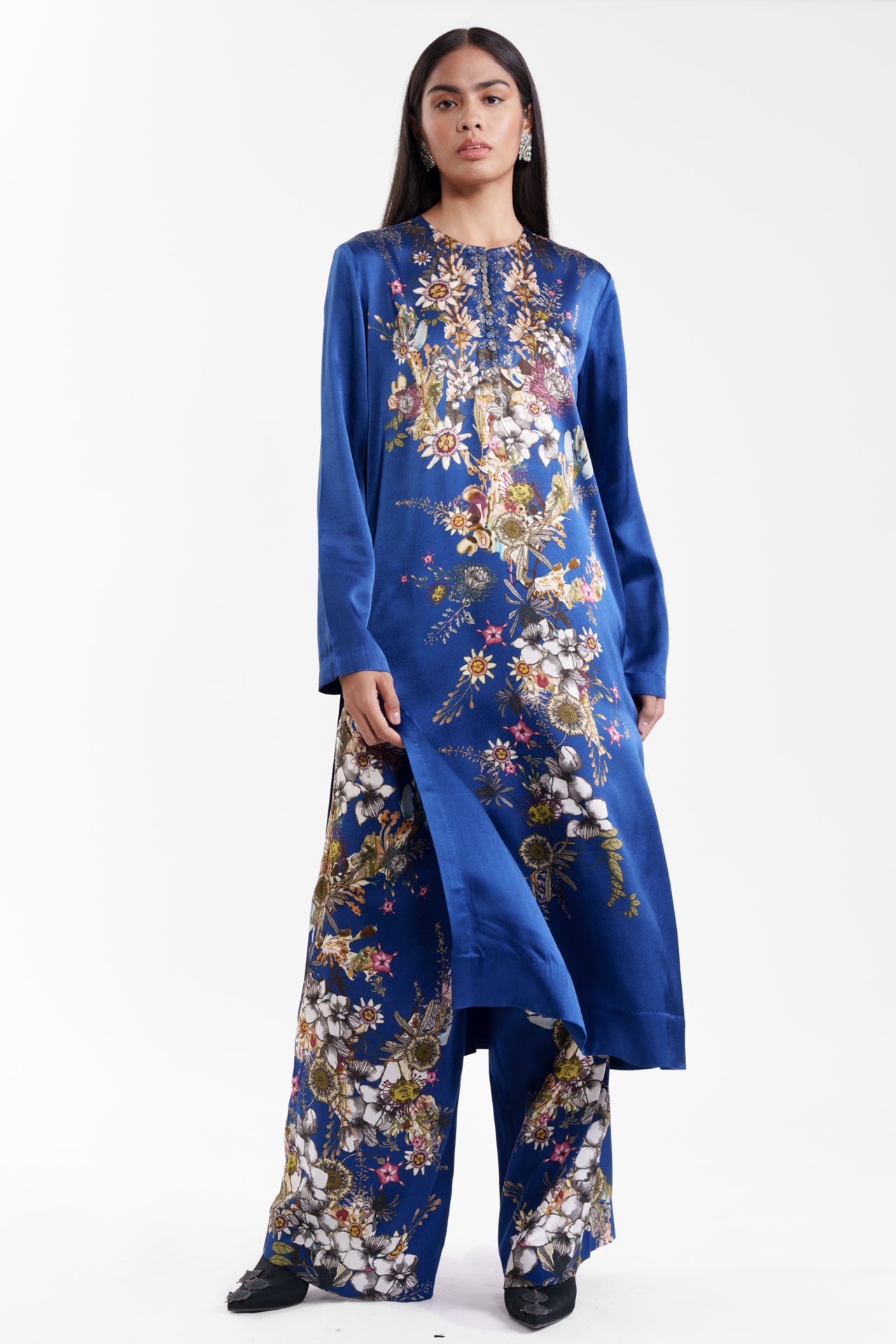 Printed Kurta And Trouser Set