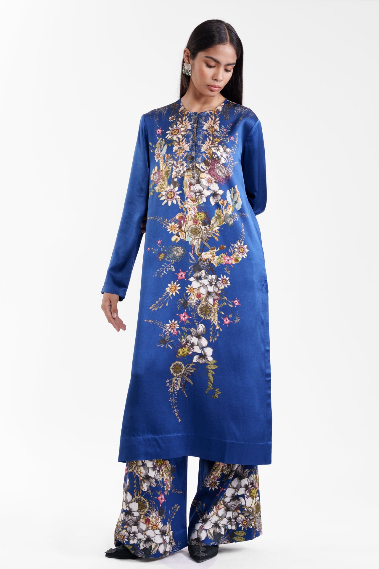 Printed Kurta And Trouser Set