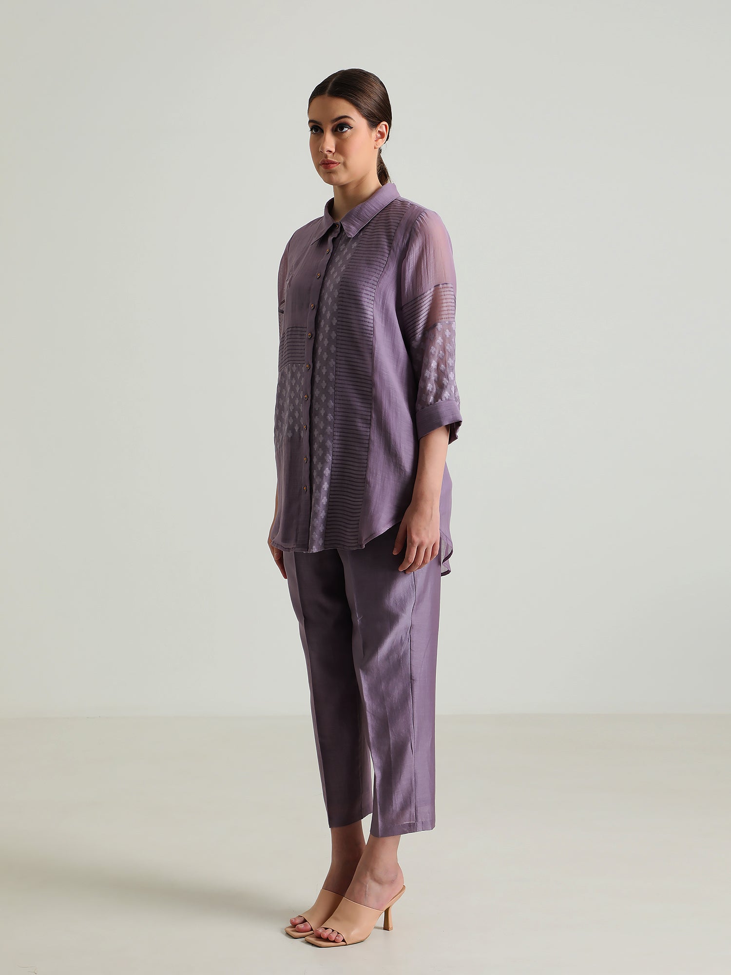 Mauve Lace Shirt And Silk Chanderi Pant