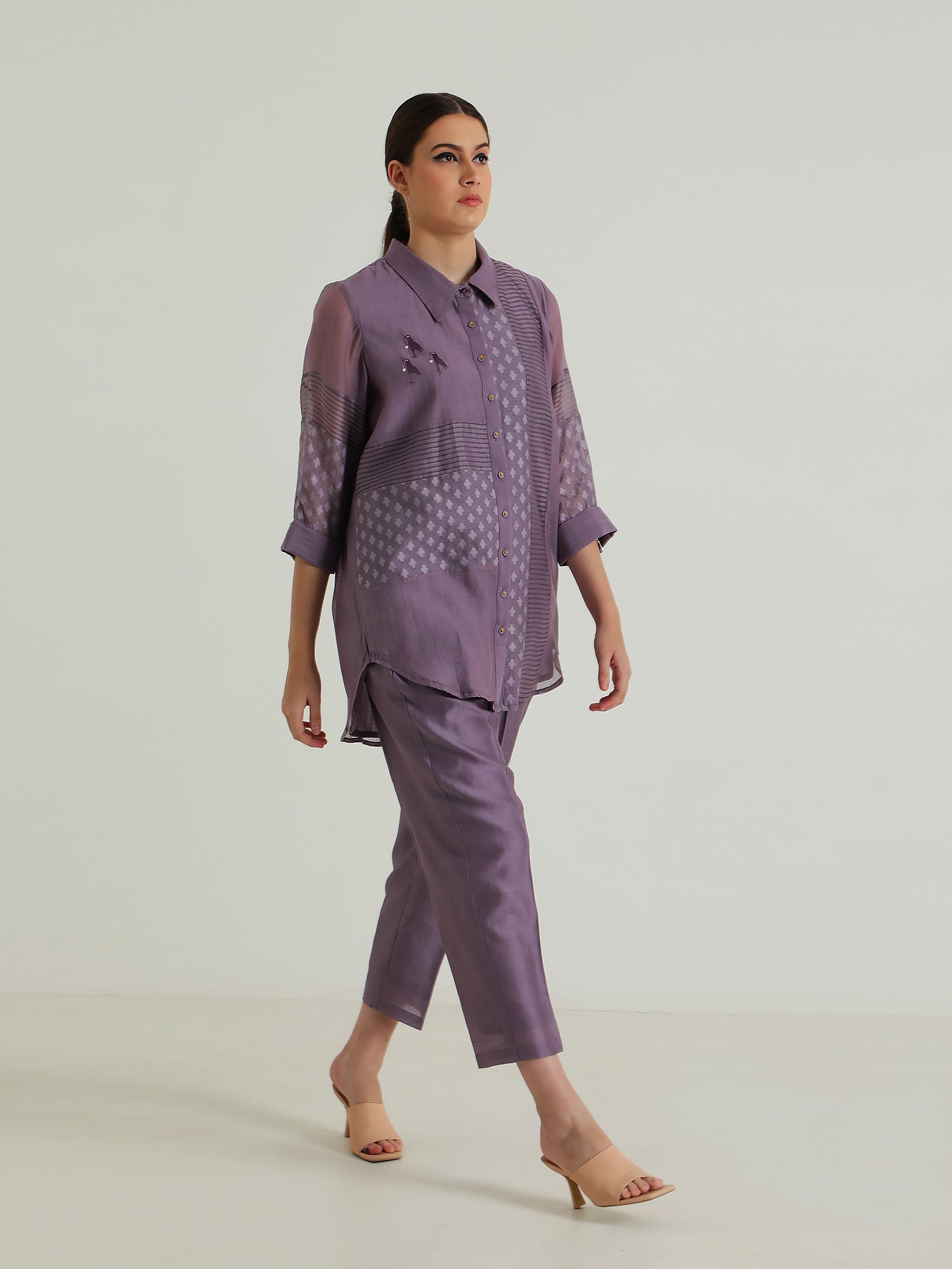 Mauve Lace Shirt And Silk Chanderi Pant