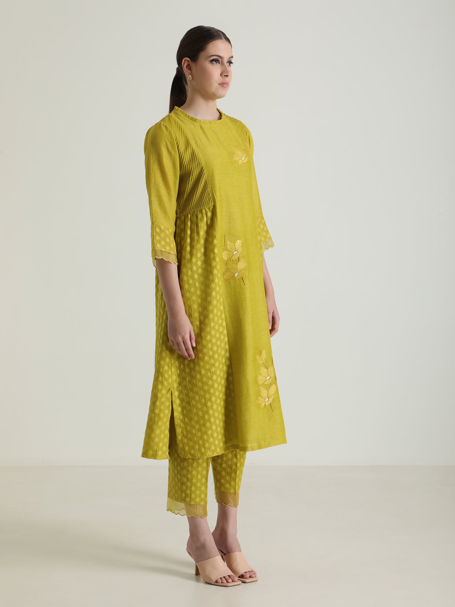 Chartruese Tunic In Brocade And Straight Pants With Dupatta