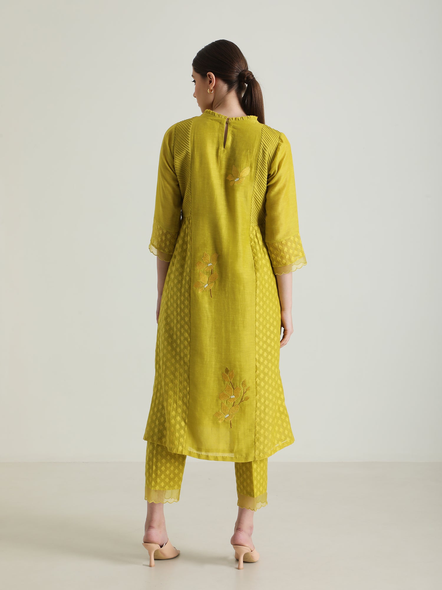 Chartruese Tunic In Brocade And Straight Pants With Dupatta