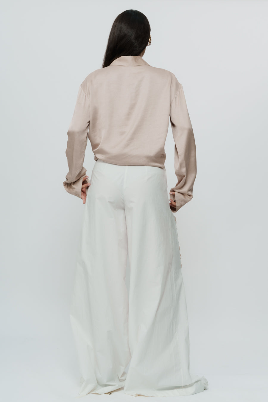 White Cotton Pants With Zari Work