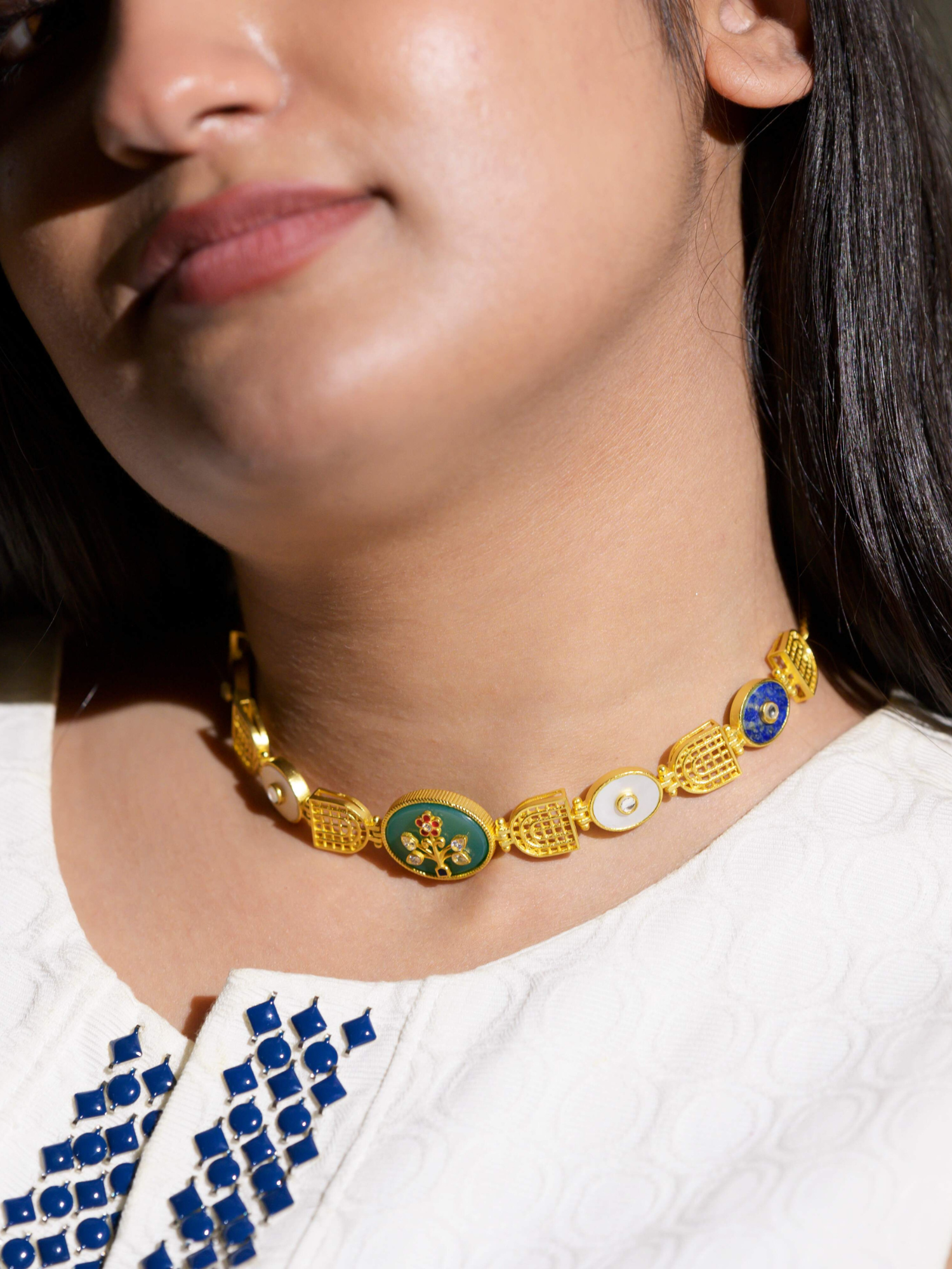 Glory of Tradition Choker Necklace