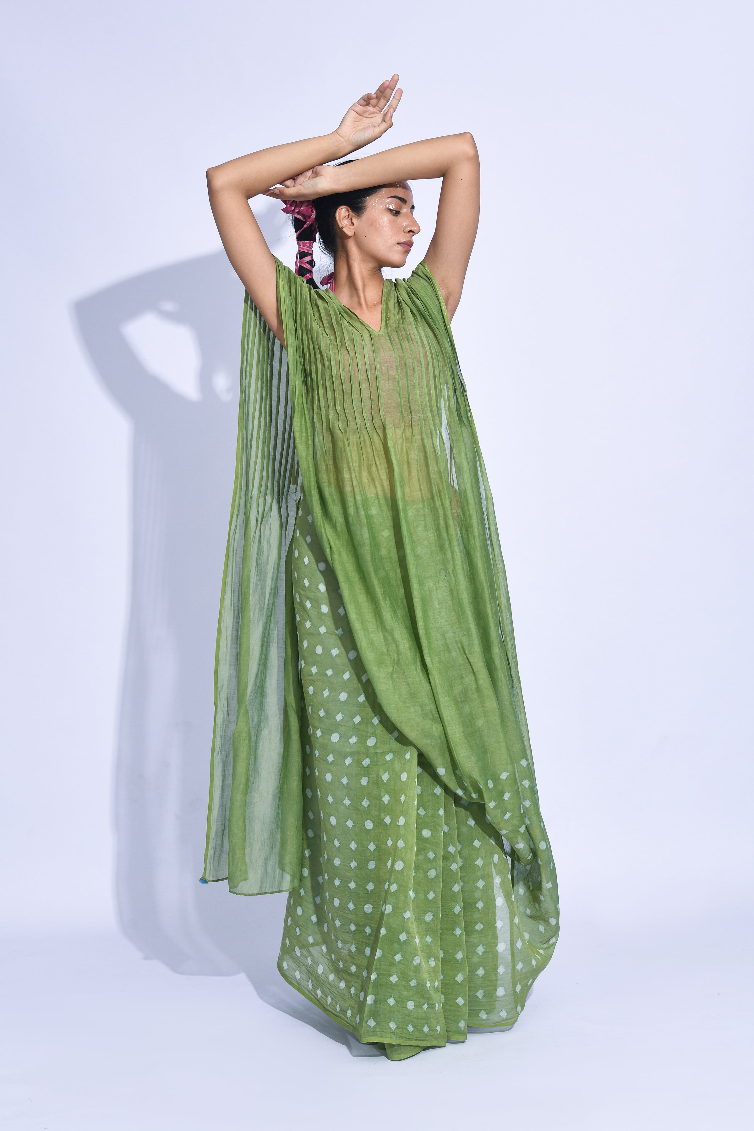 Nami Sari- Heena Tama