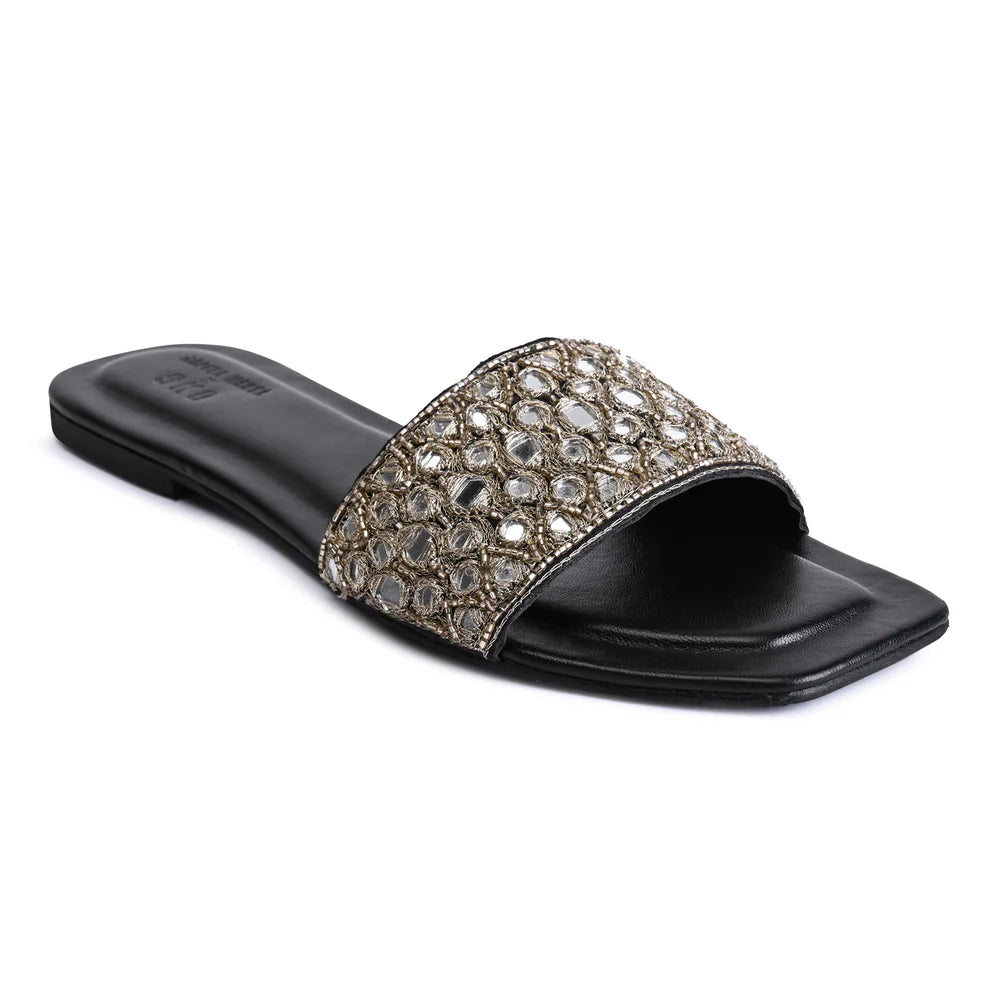 Luxe Reflective Noir Flat