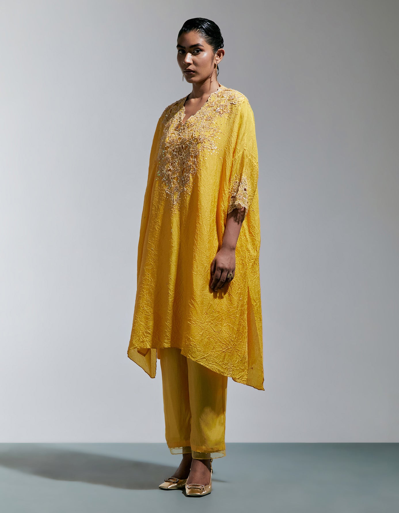 Amber Silk Kurta Set With Floral Thread Work