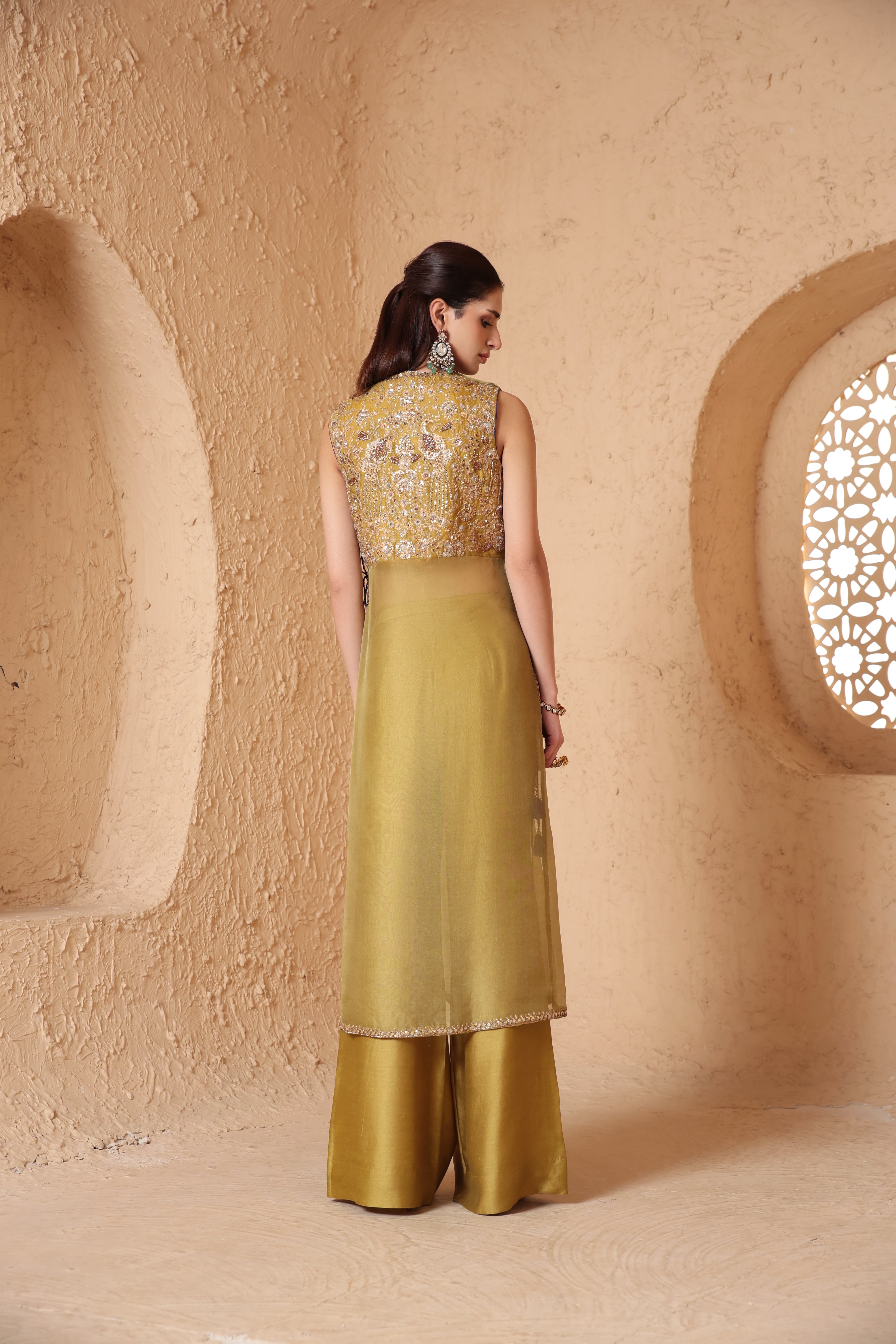 Mehrang Olive Green Tie-up Sleeveless Kurta Set