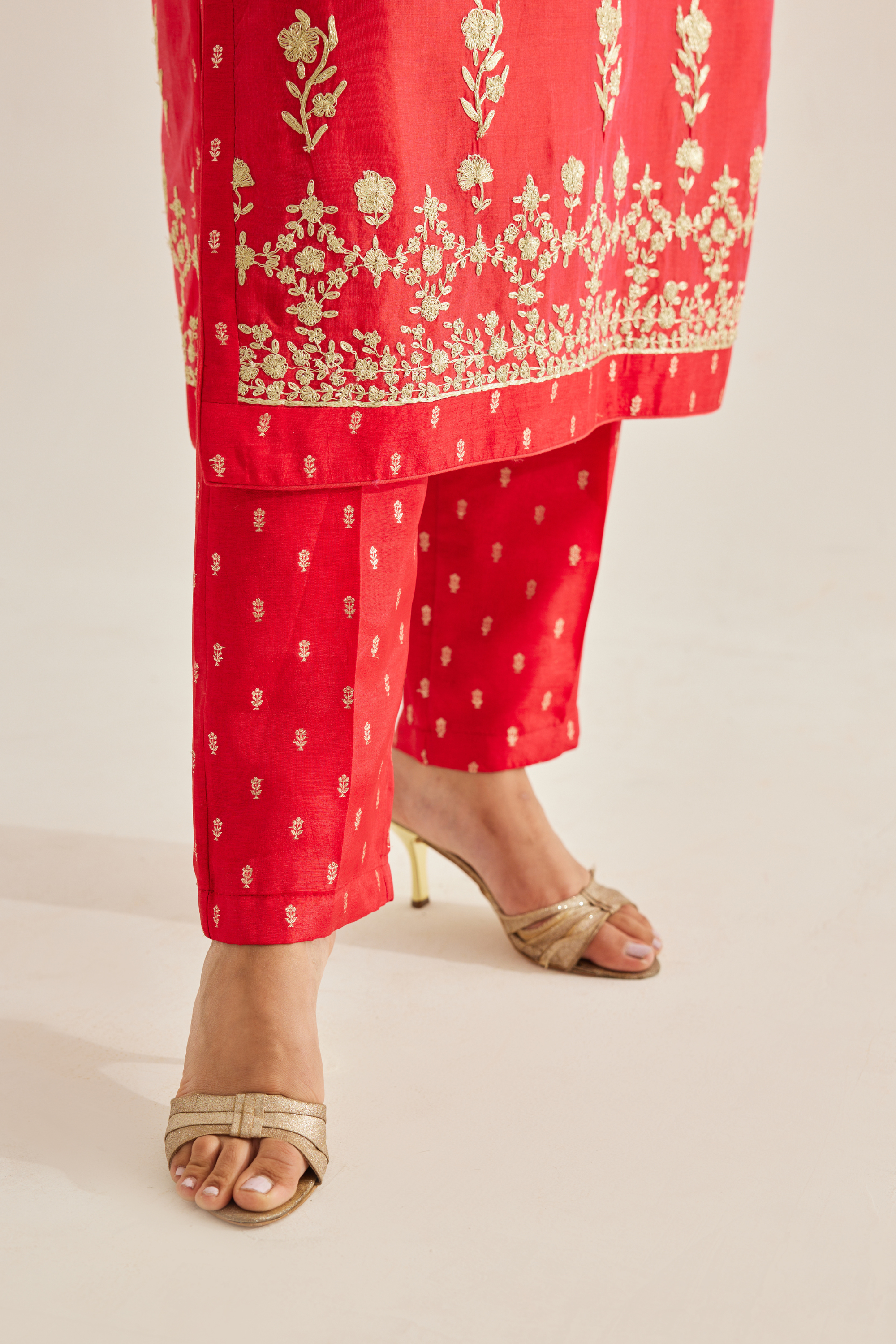 Gold Dori Embroidered Silk Chanderi Kurta And Dupatta With Trousers.