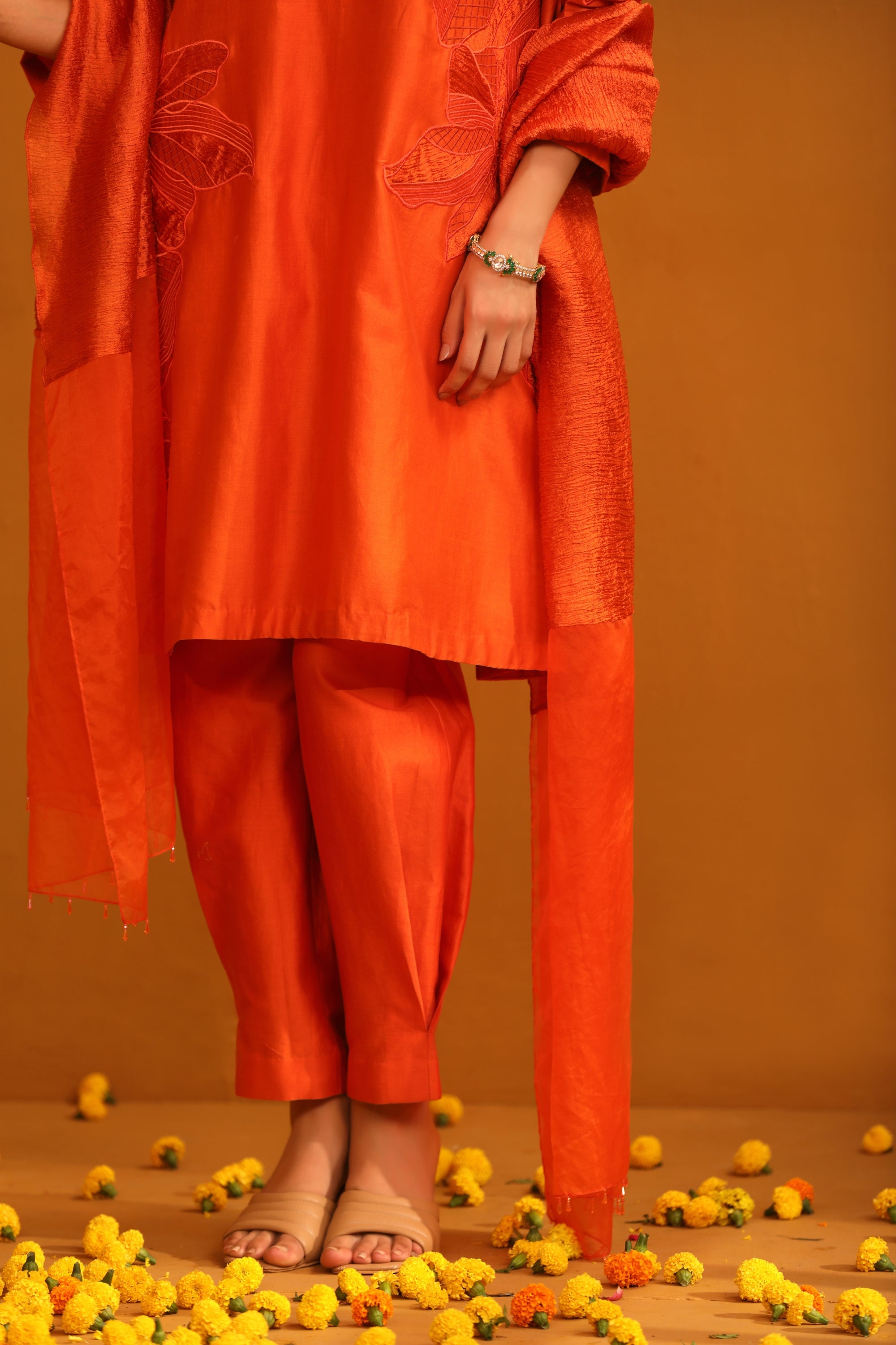 Huma Applique Suit Set - Orange