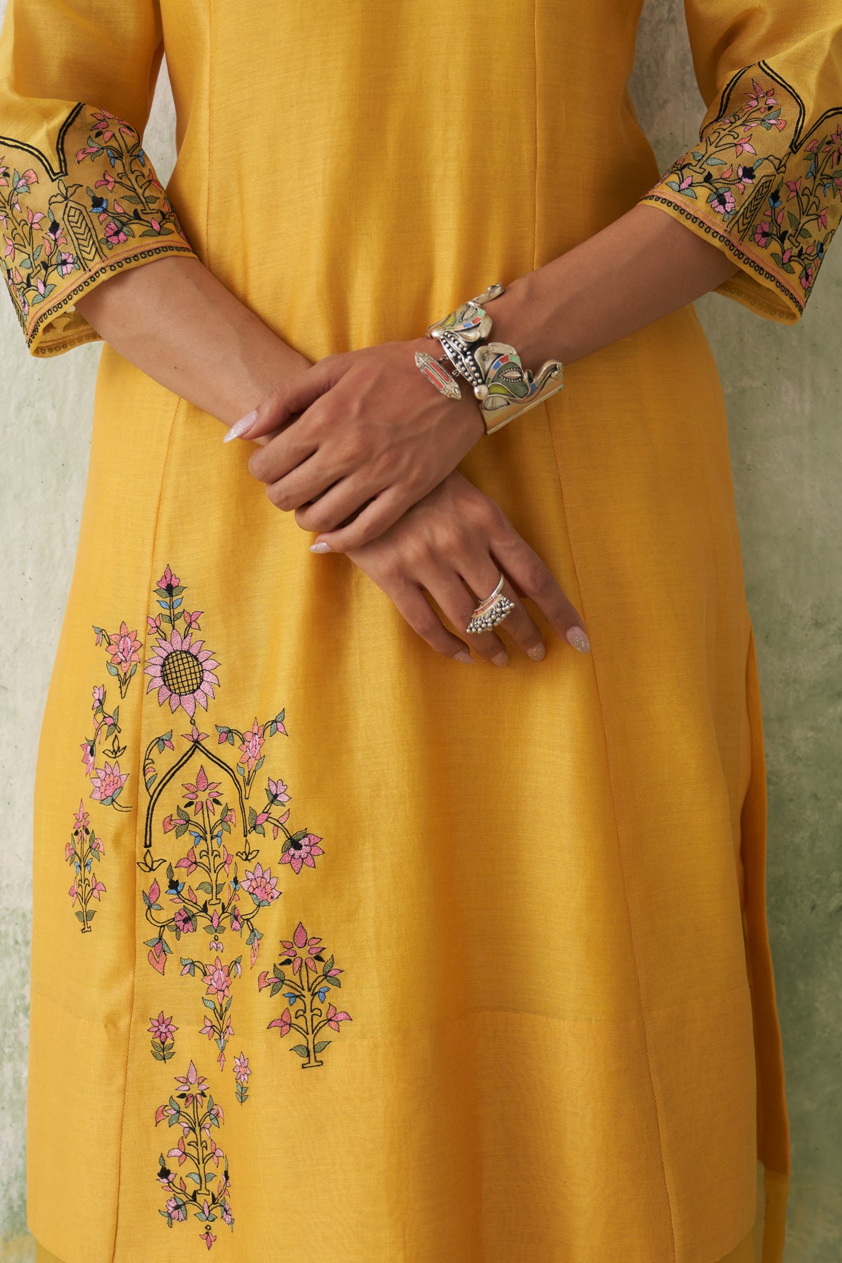 Kashmiri Emb. Kurta Set
