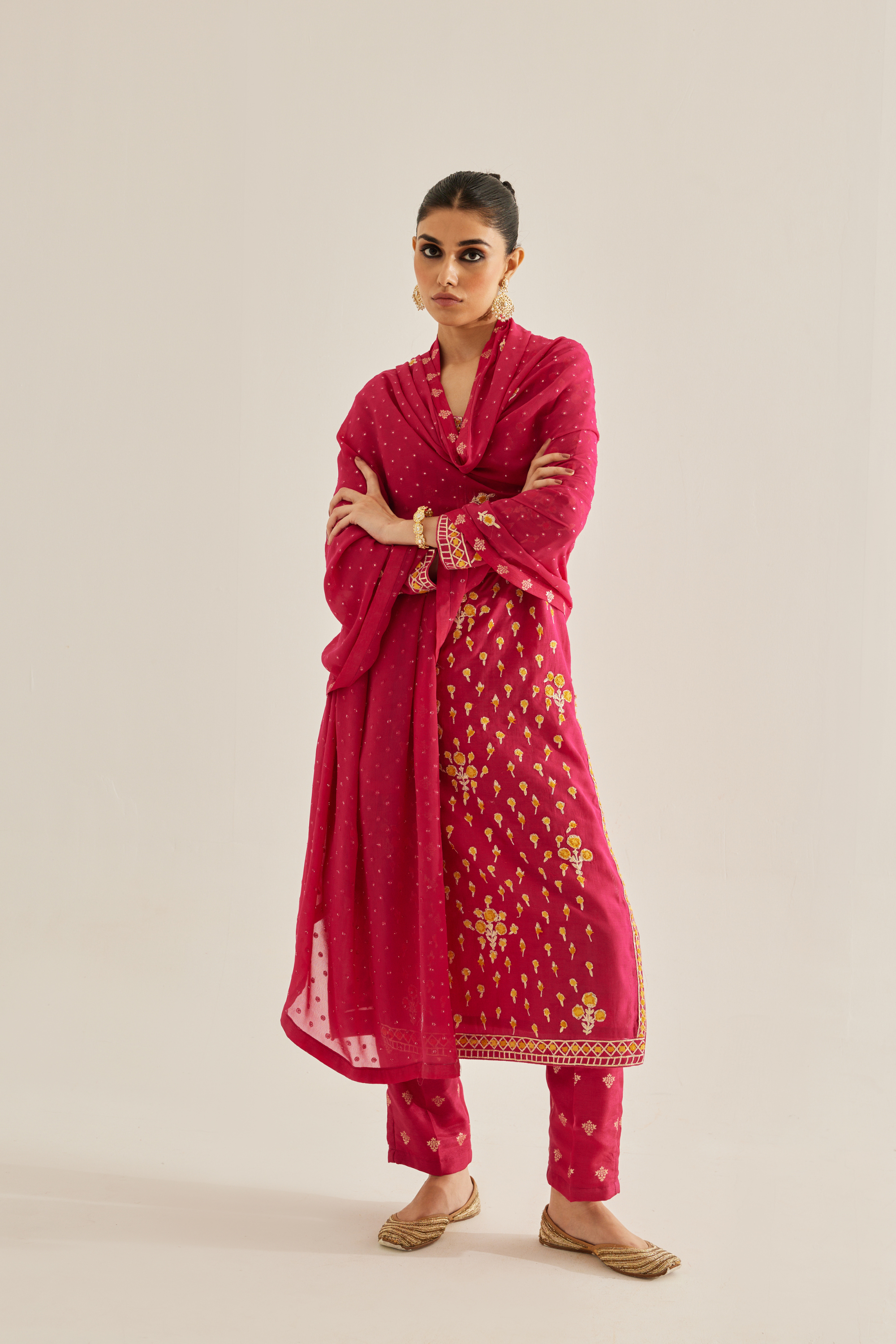 Gold Appliqued Embroidered Silk Chanderi Kurta And Dupatta With Trousers.