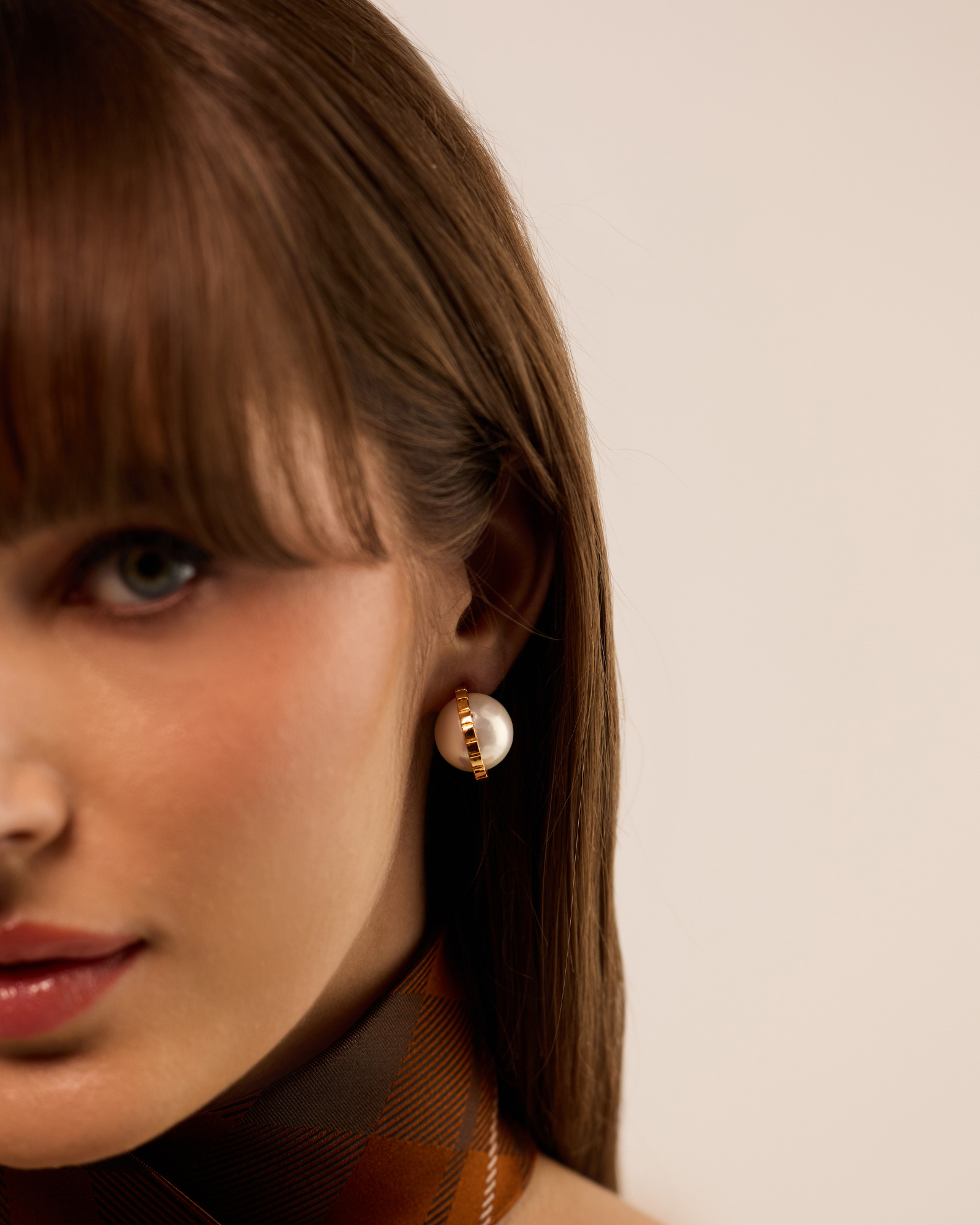 Maxi Empire Studs