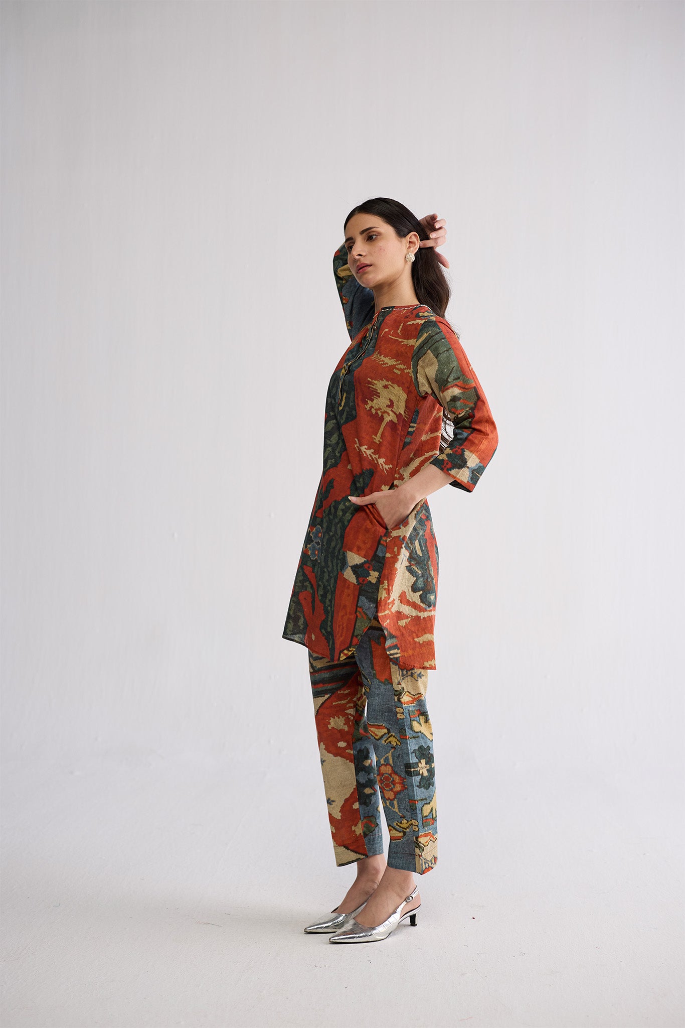 Alo Short Kurta Set