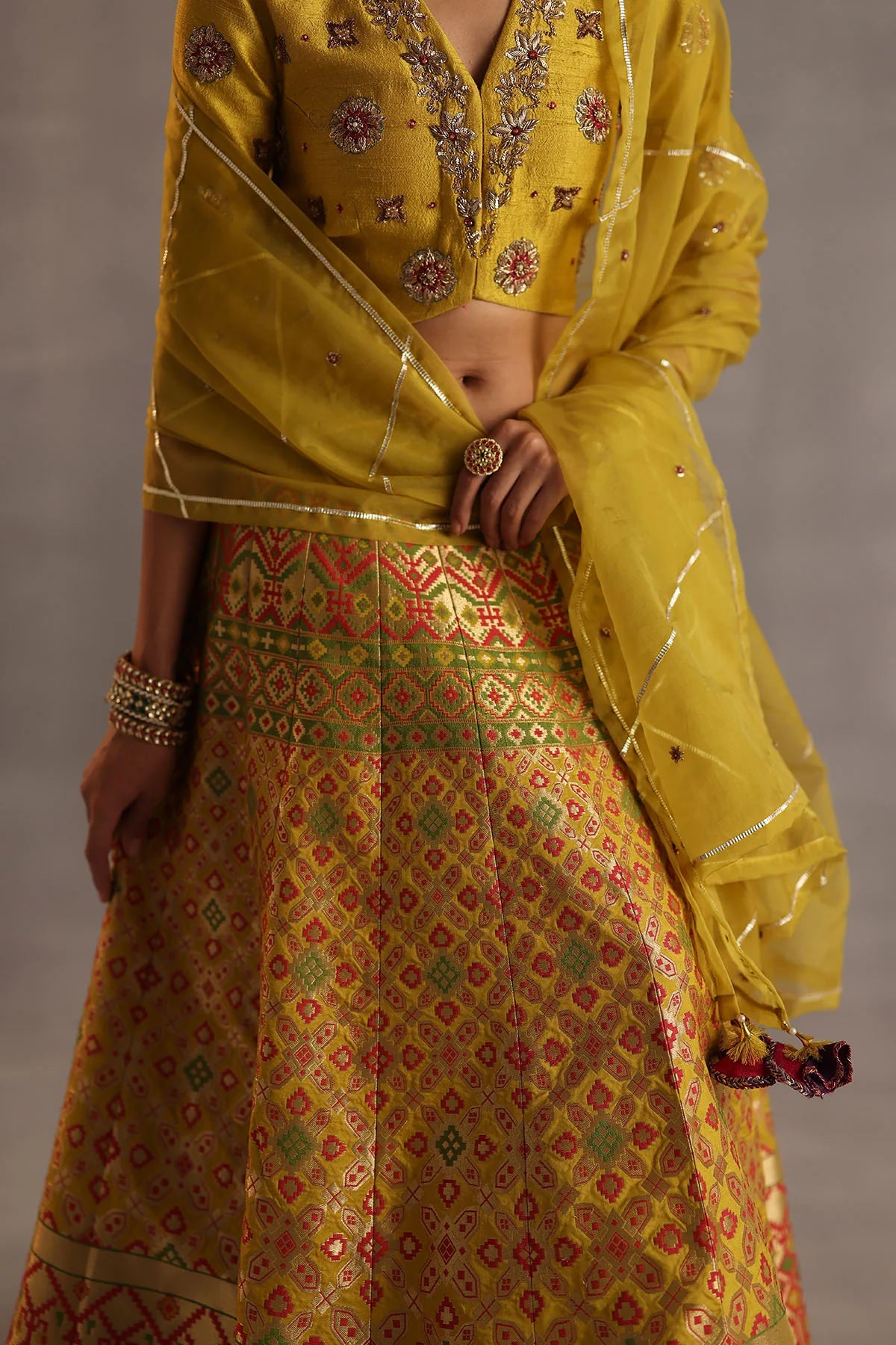 Saras Lehenga