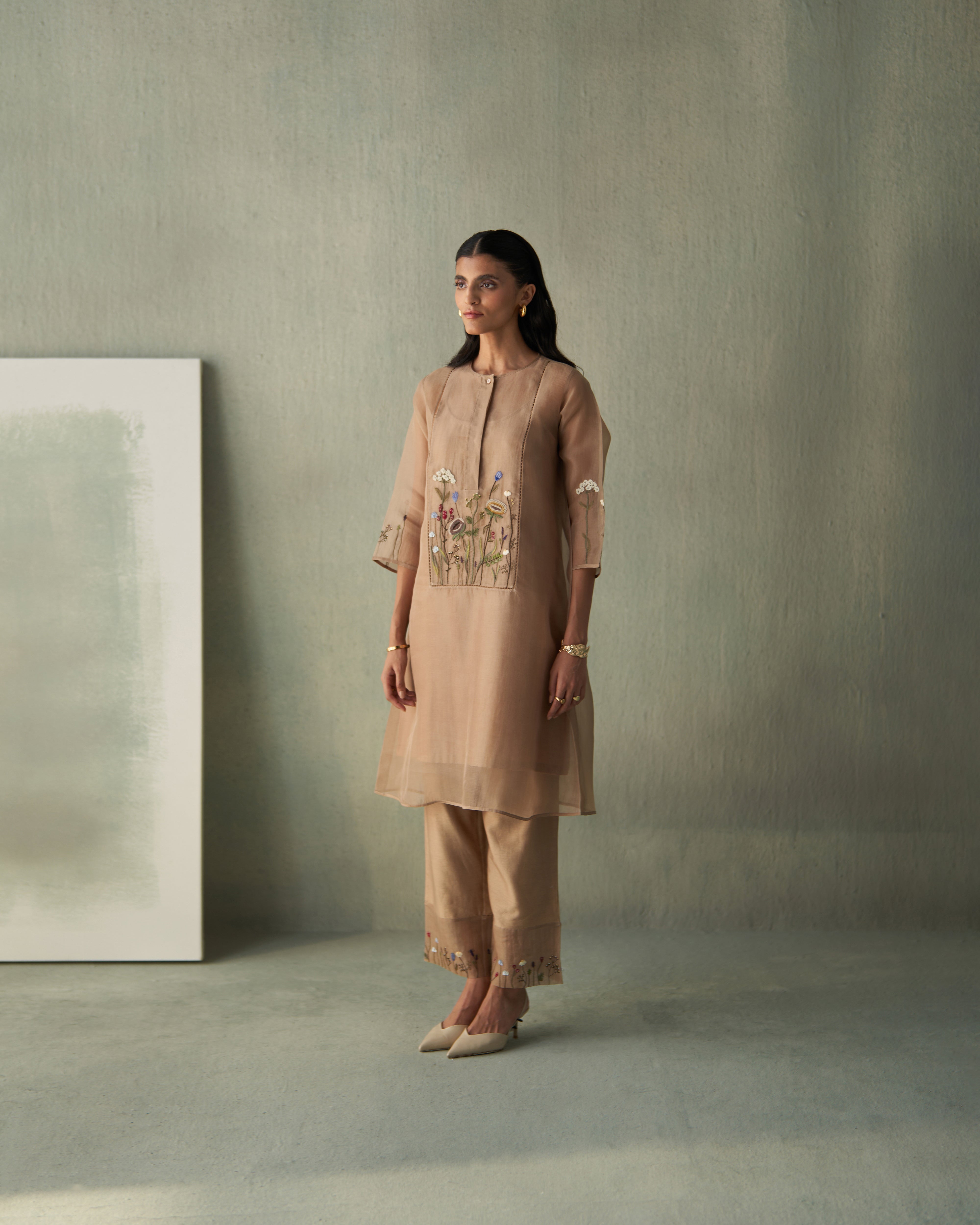 Garden Kurta Set Beige