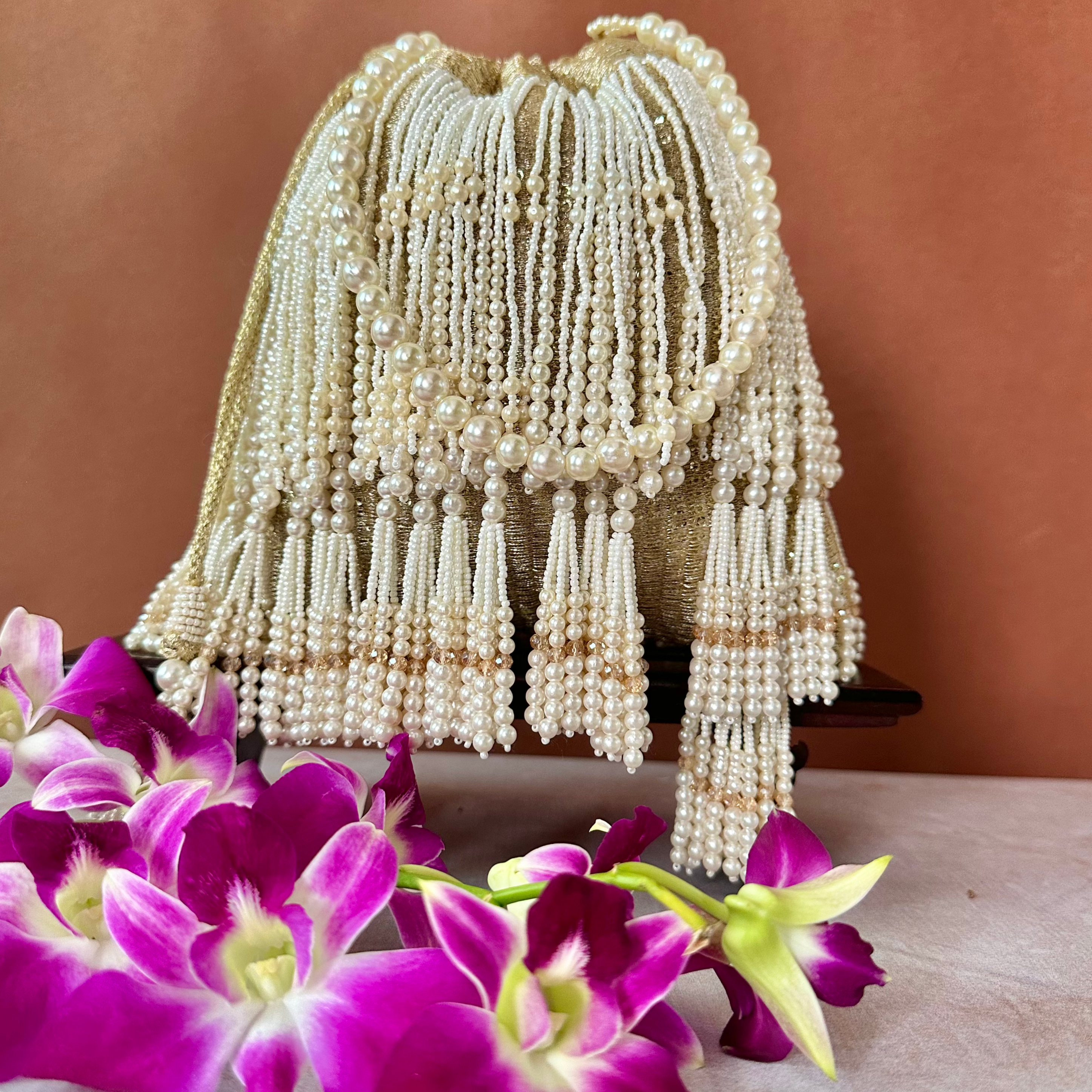 Gilt Tassel Gold