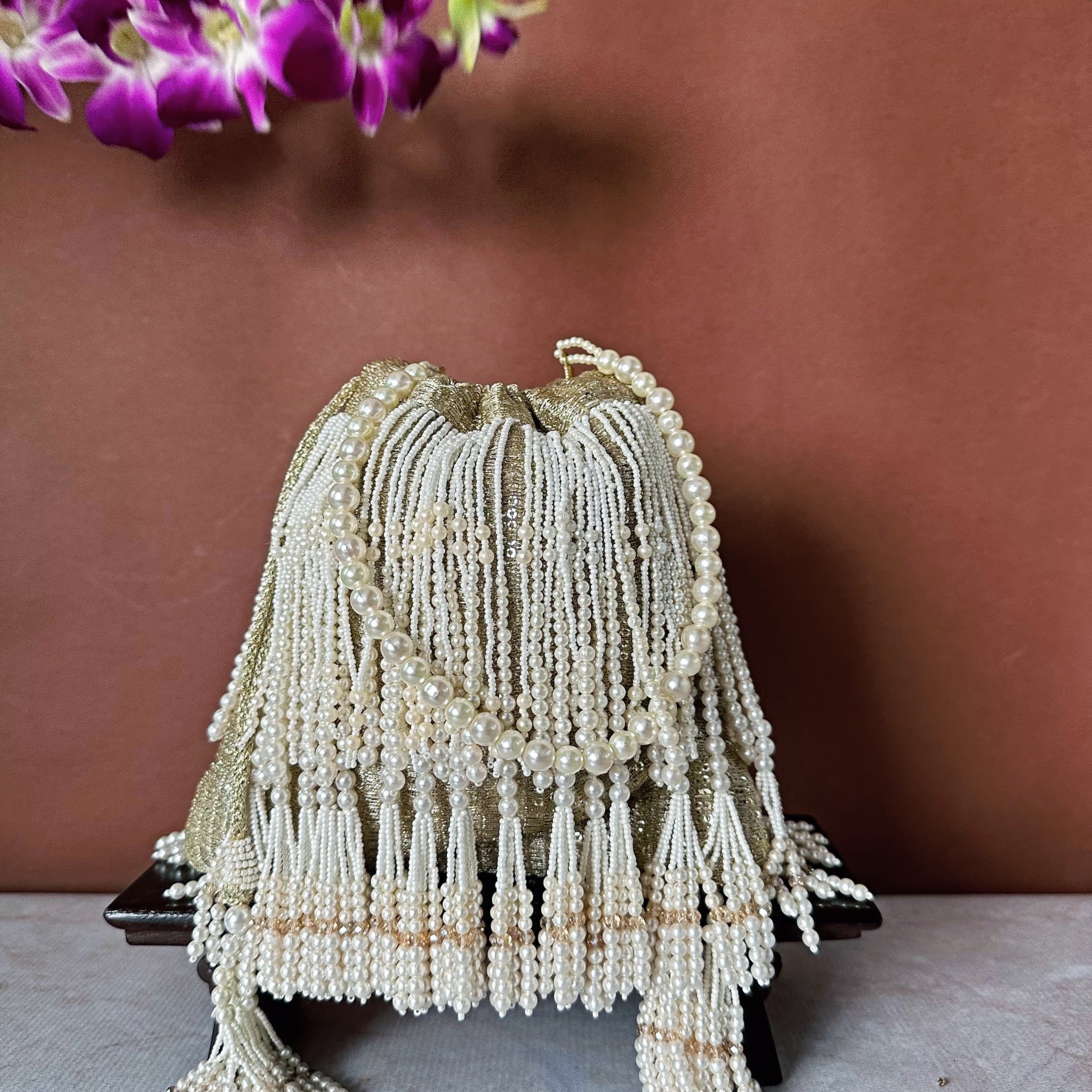 Gilt Tassel Gold