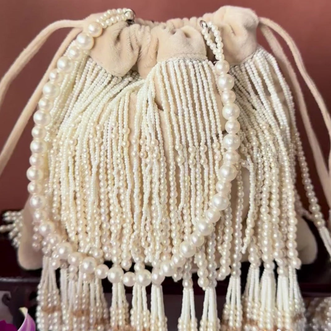 Gilt Tassel Ivory