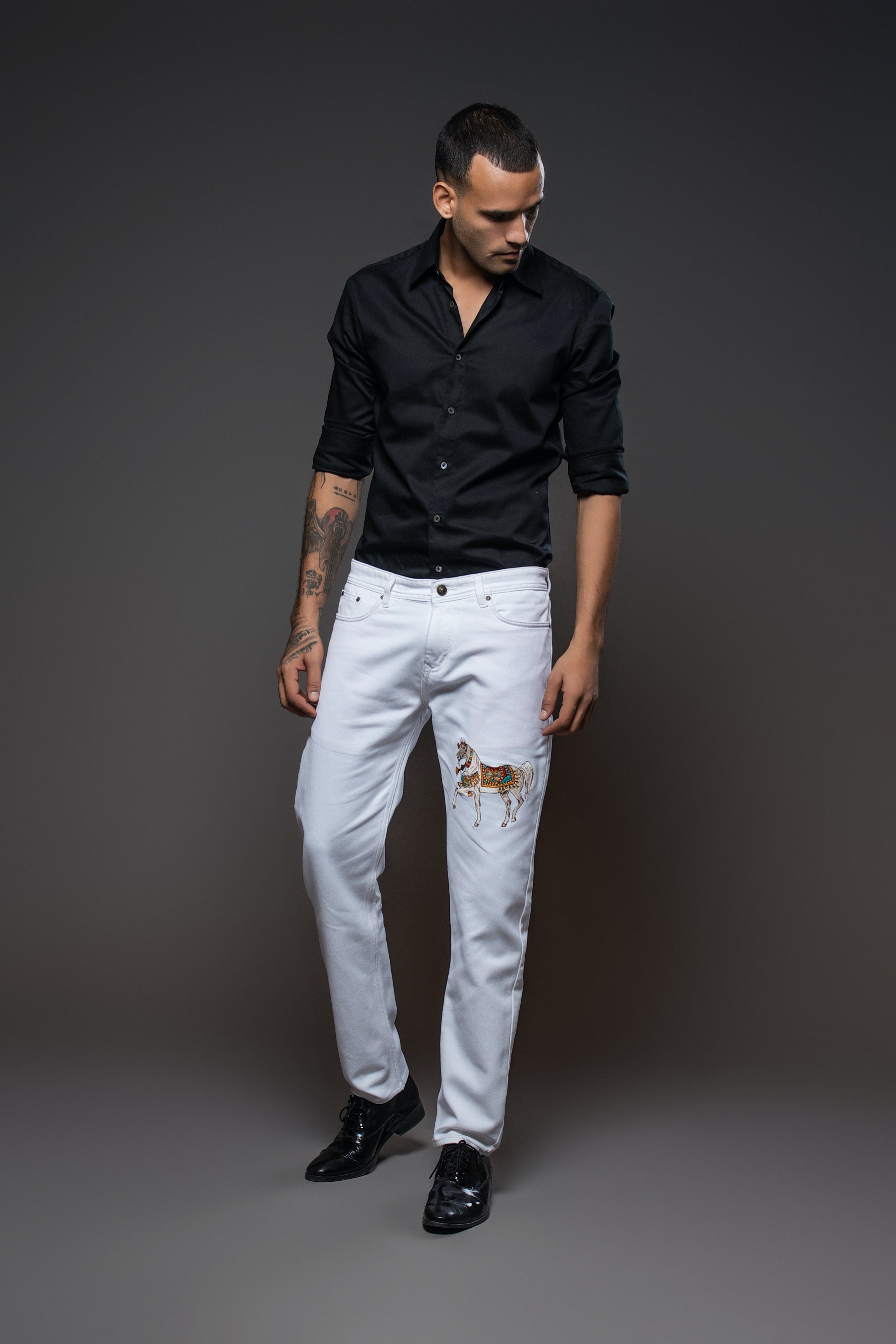 Off White Jeans with full horse embroidery motif