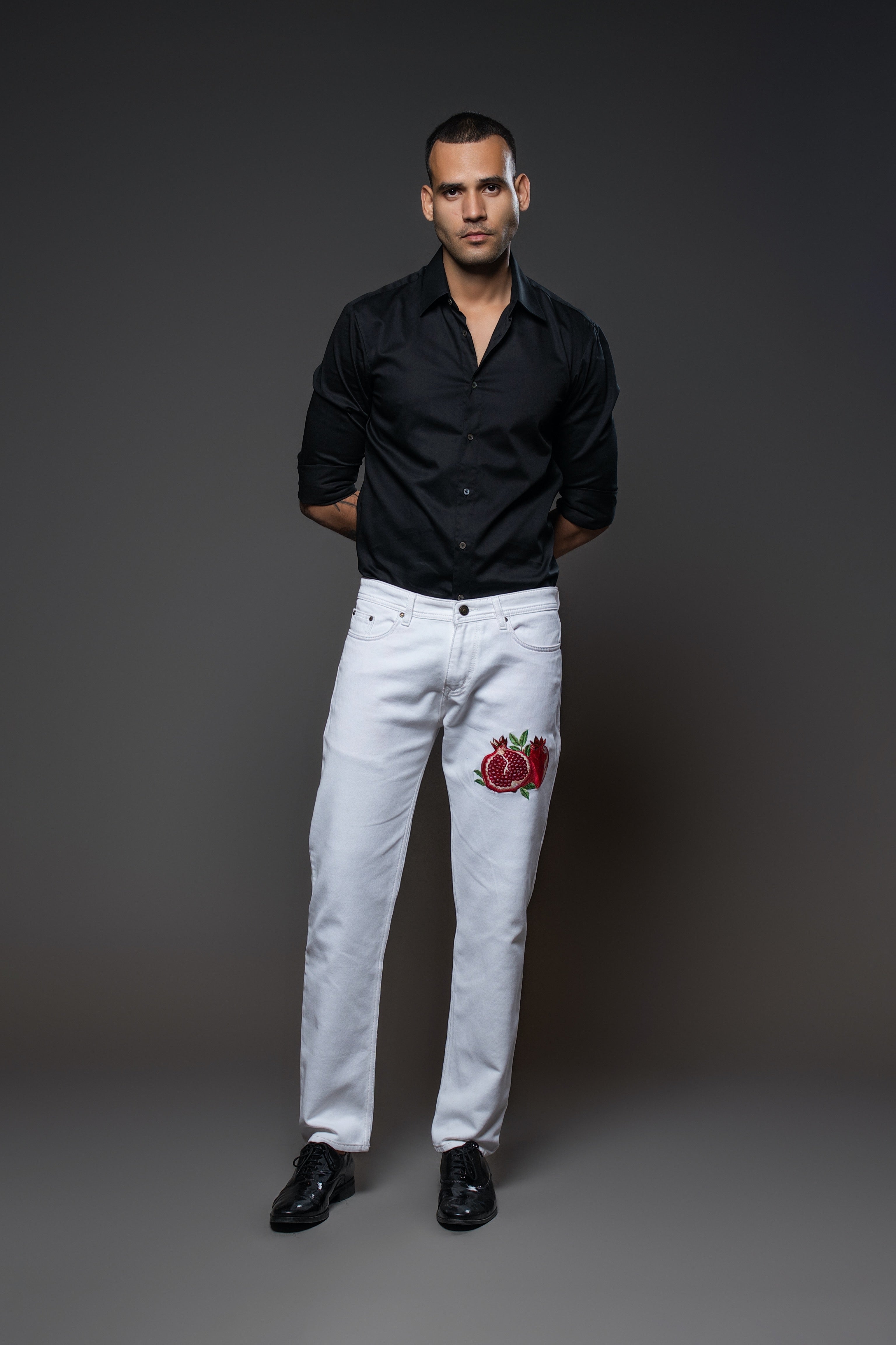 Light Off White Jeans with Pomegranate  Embroidery motif
