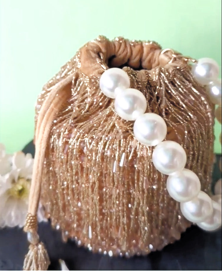 Frost Tassel Bucket Gold