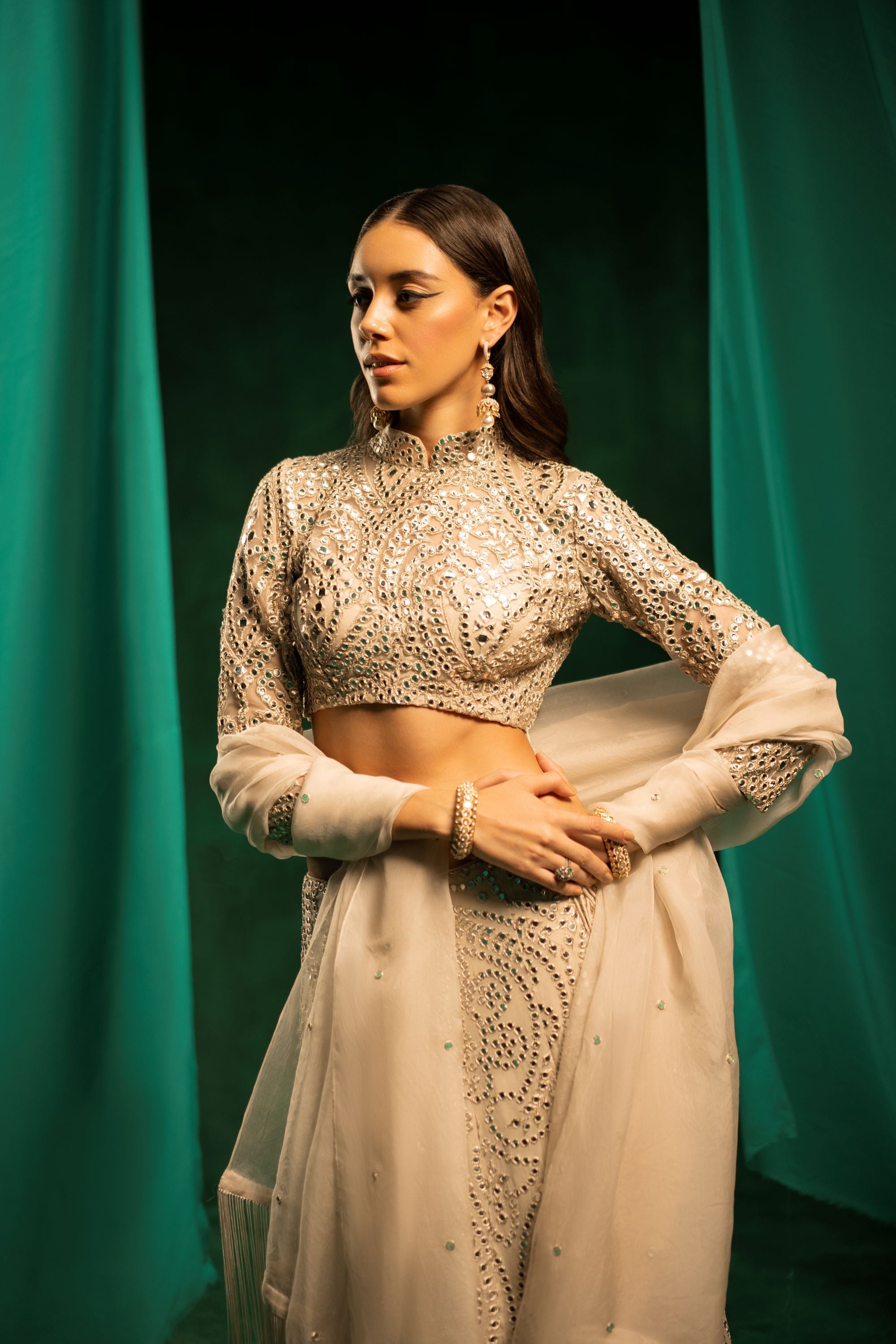Why Lehenga Saree is the Perfect Outfit for this Wedding Season? A Gui –  Lashkaraa