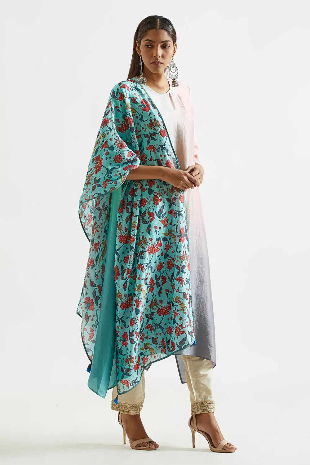 Assyemtrical Ombre Kurta with Stole (2pc)