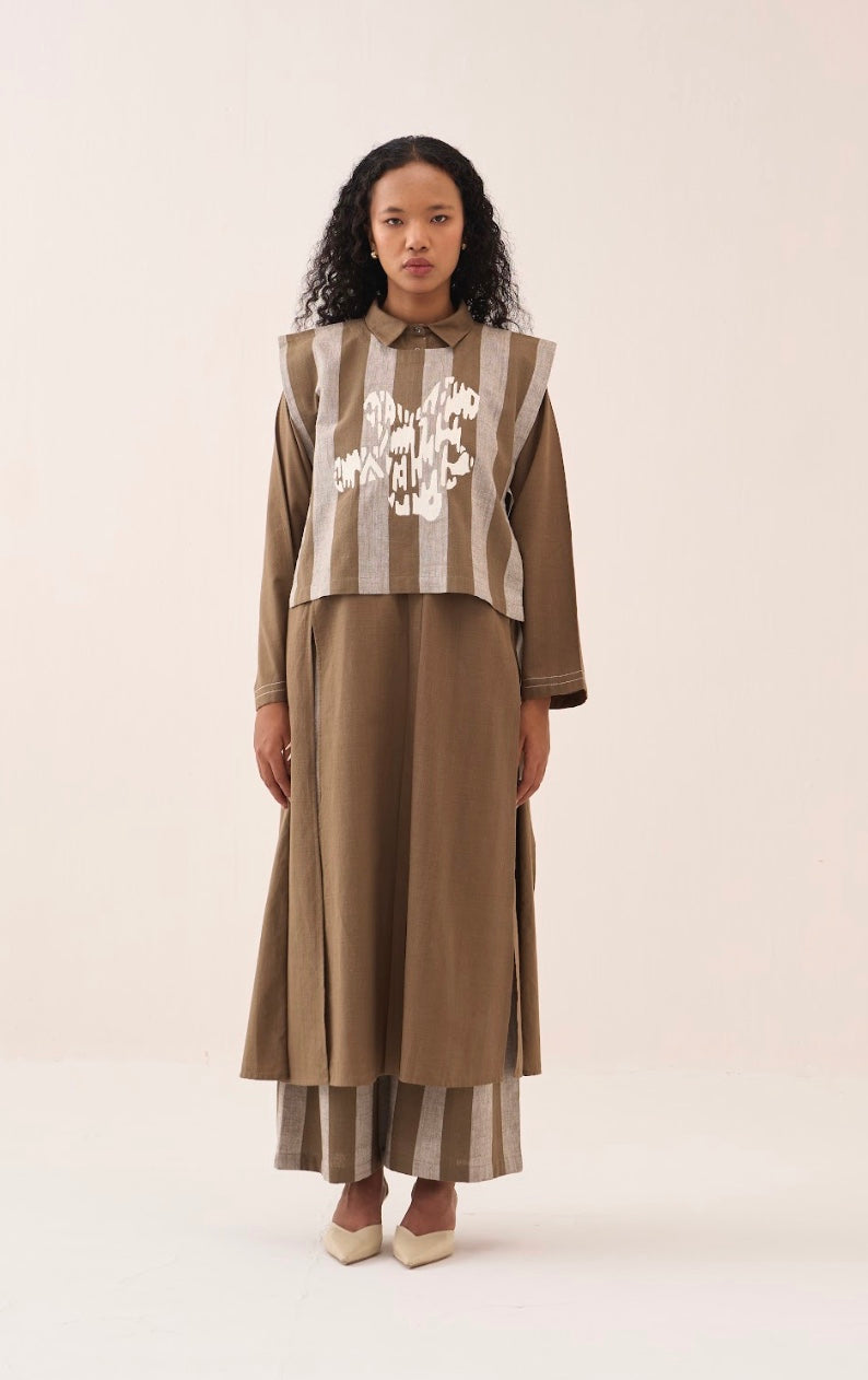 Floral Emb. Stripe Overlay
 Co-ord (set Of 3)